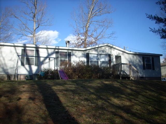A picture of the property located at 15 COKE CANDLER LN, CANDLER NC 28715.