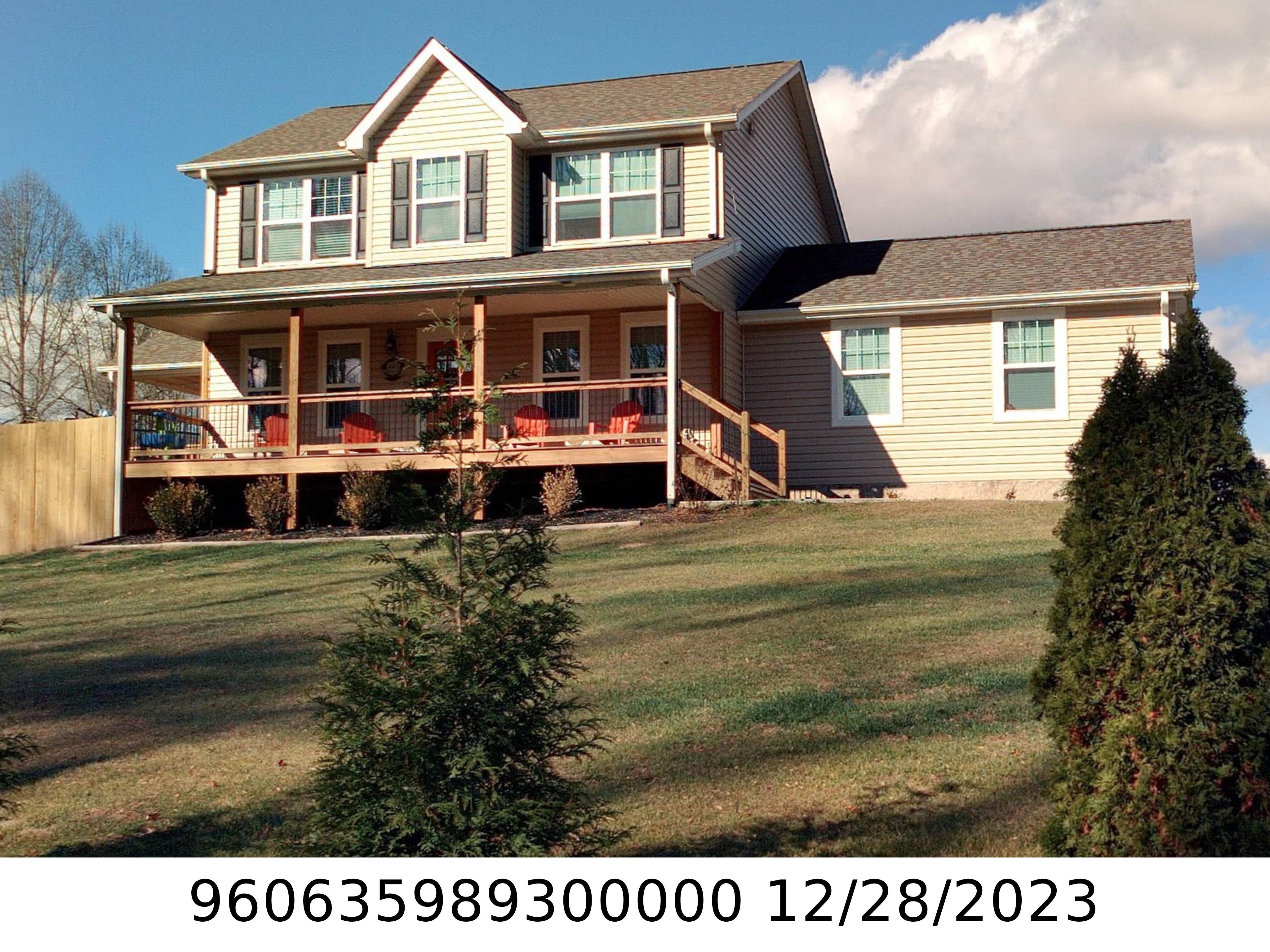 A picture of the property located at 104 IVEY FARMS RD, CANDLER NC 28715.