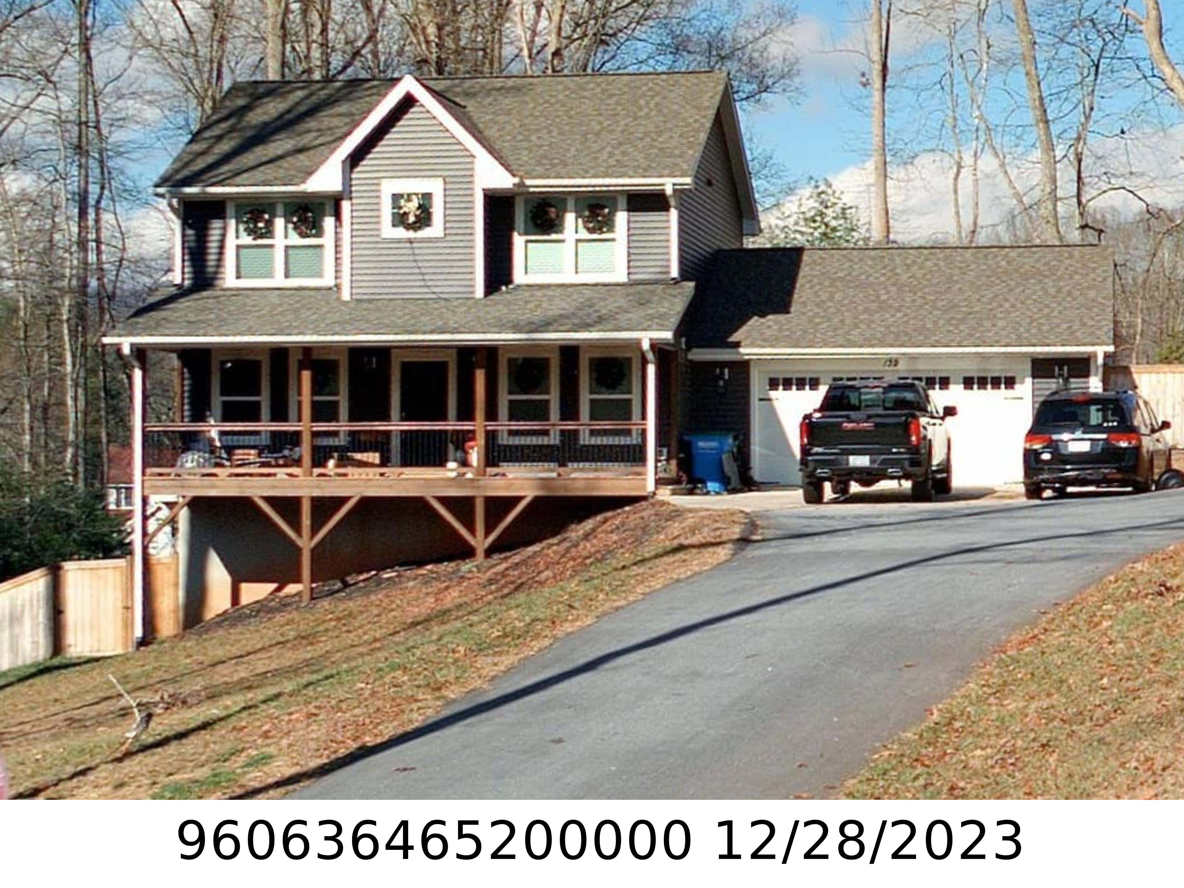 A picture of the property located at 139 IVEY FARMS RD, CANDLER NC 28715.