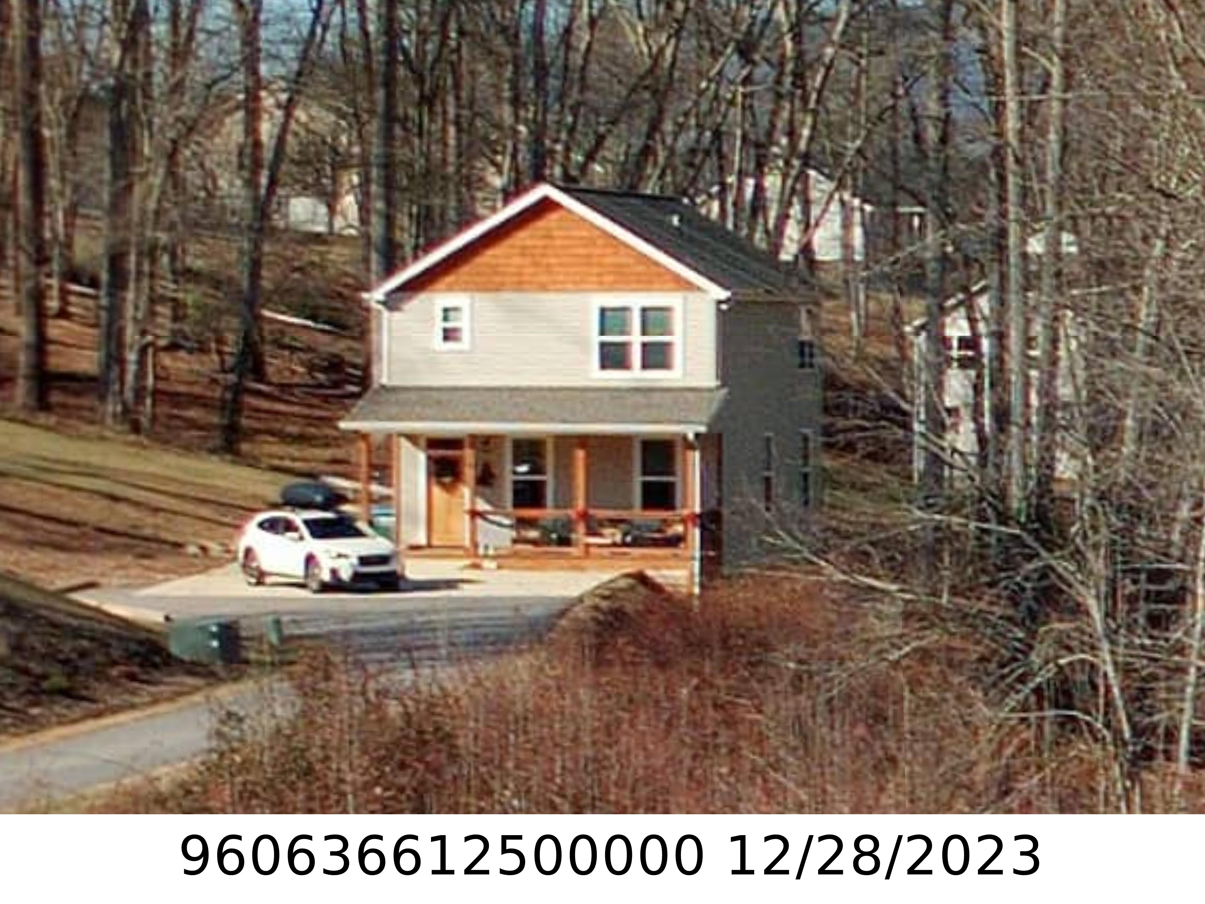 A picture of the property located at 116 IVEY FARMS RD, CANDLER NC 28715.