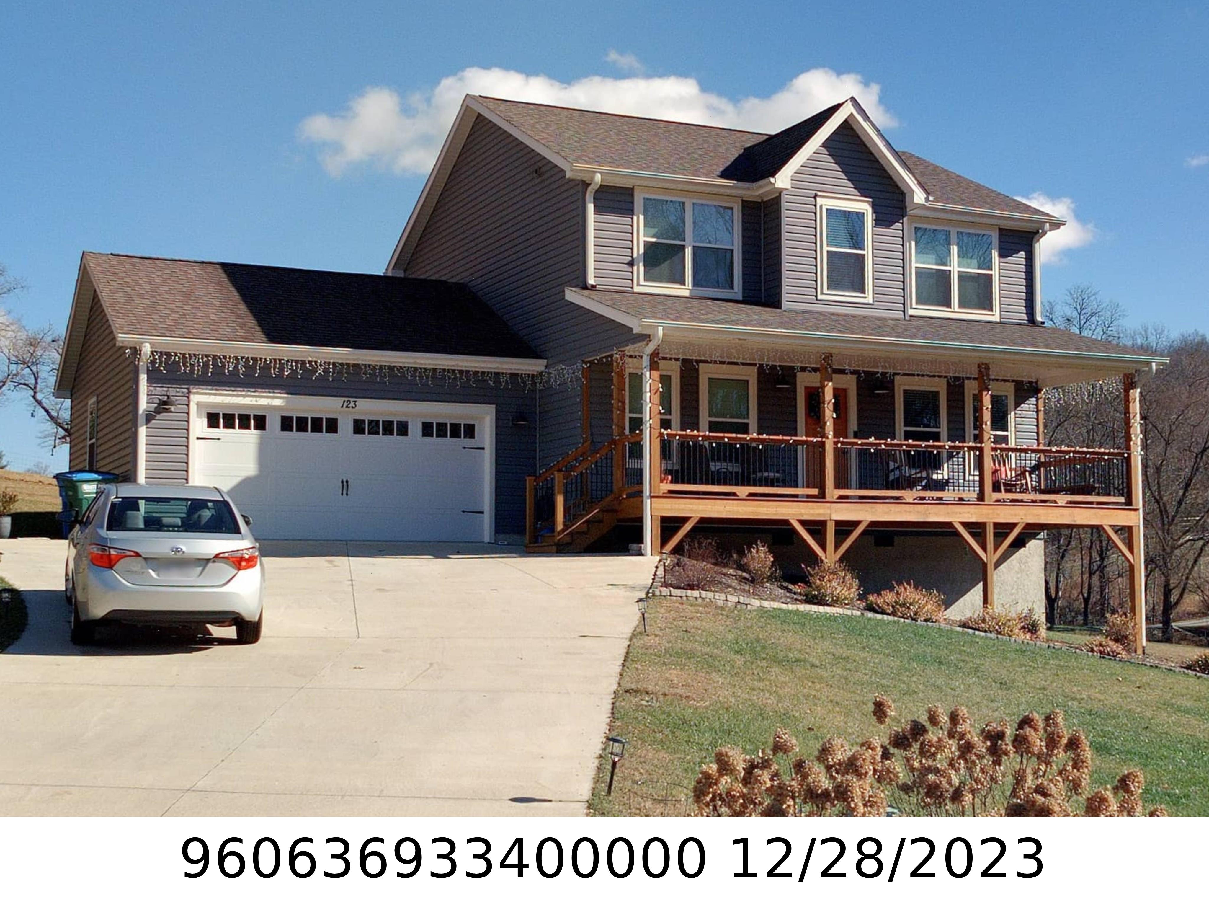 A picture of the property located at 123 IVEY FARMS RD, CANDLER NC 28715.