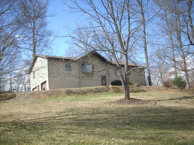A picture of the property located at 20 MADITH LN, CANDLER NC 28715.