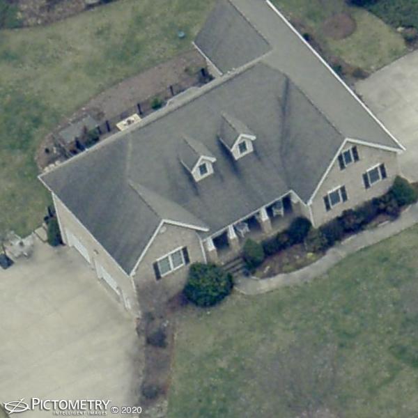 A picture of the property located at 5 SHADOW BROOK DR, CANDLER NC 28715.