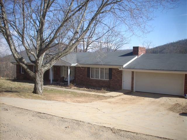 A picture of the property located at 48 MISTY LN, CANDLER NC 28715.