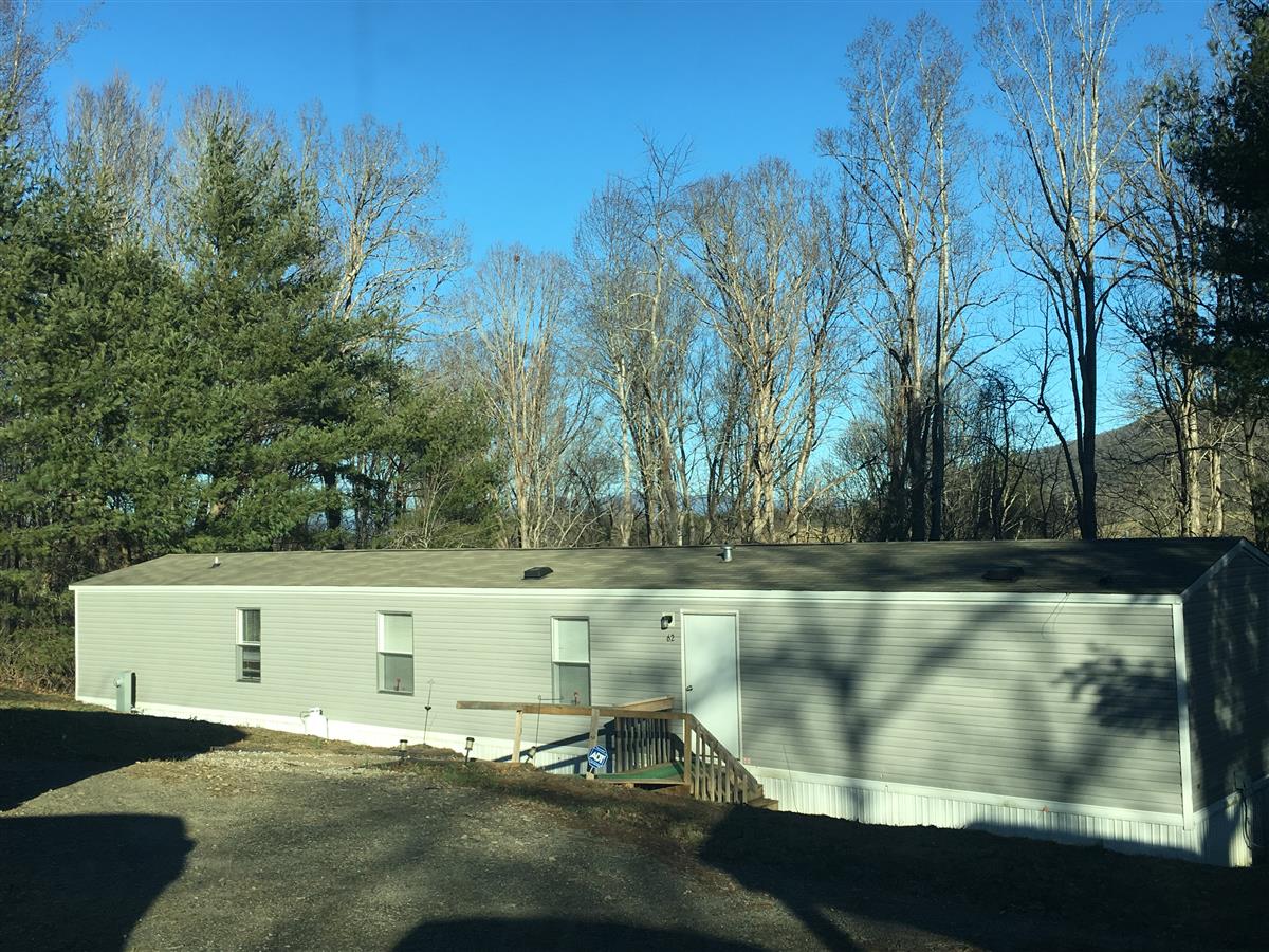 A picture of the property located at 60 MISTY LN, CANDLER NC 28715.