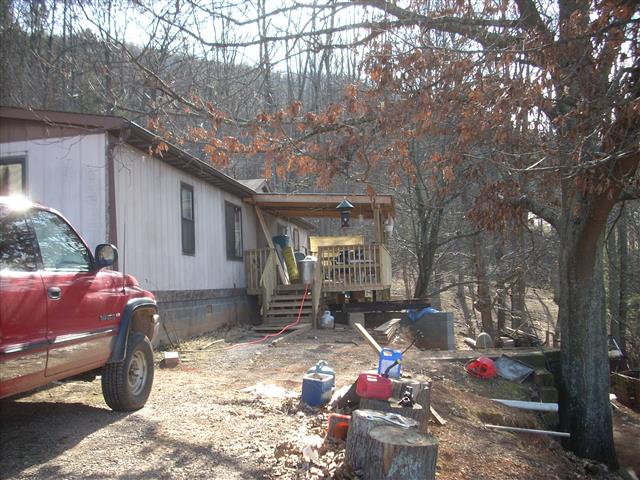A picture of the property located at 11 GITTER DONE LN, CANDLER NC 28715.