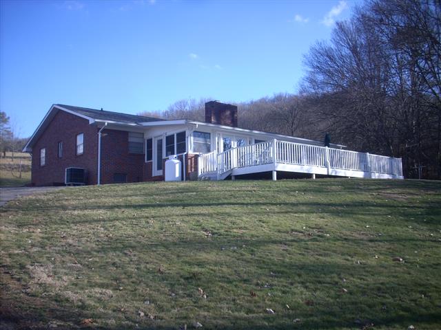 A picture of the property located at 32 JANSON LN, CANDLER NC 28715.