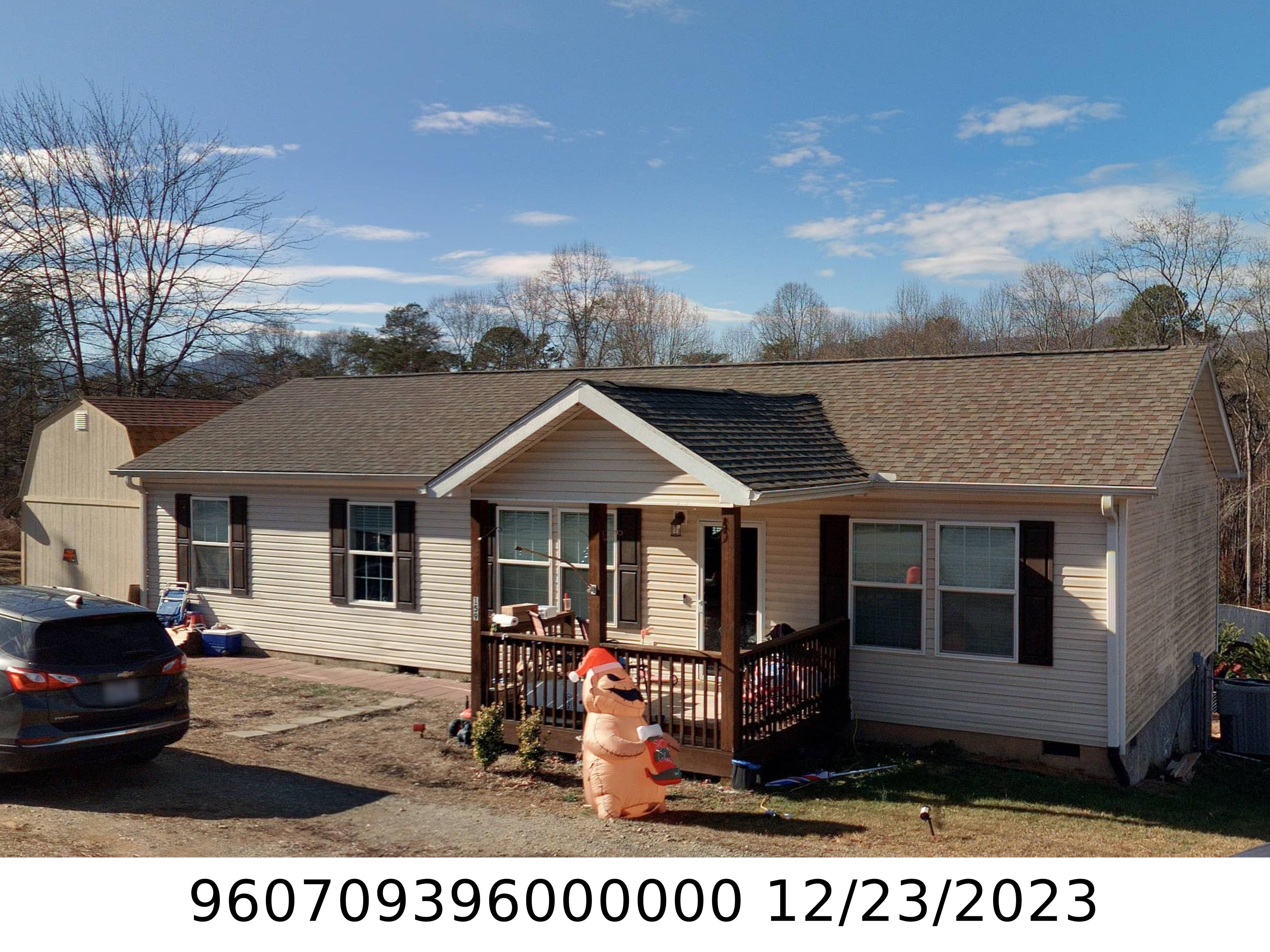 A picture of the property located at 159 BRADSHAW CIR, CANDLER NC 28715.