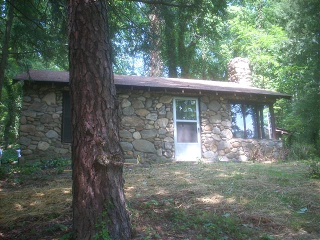 A picture of the property located at 26 CANDLER SCHOOL RD UNINCORPORATED.