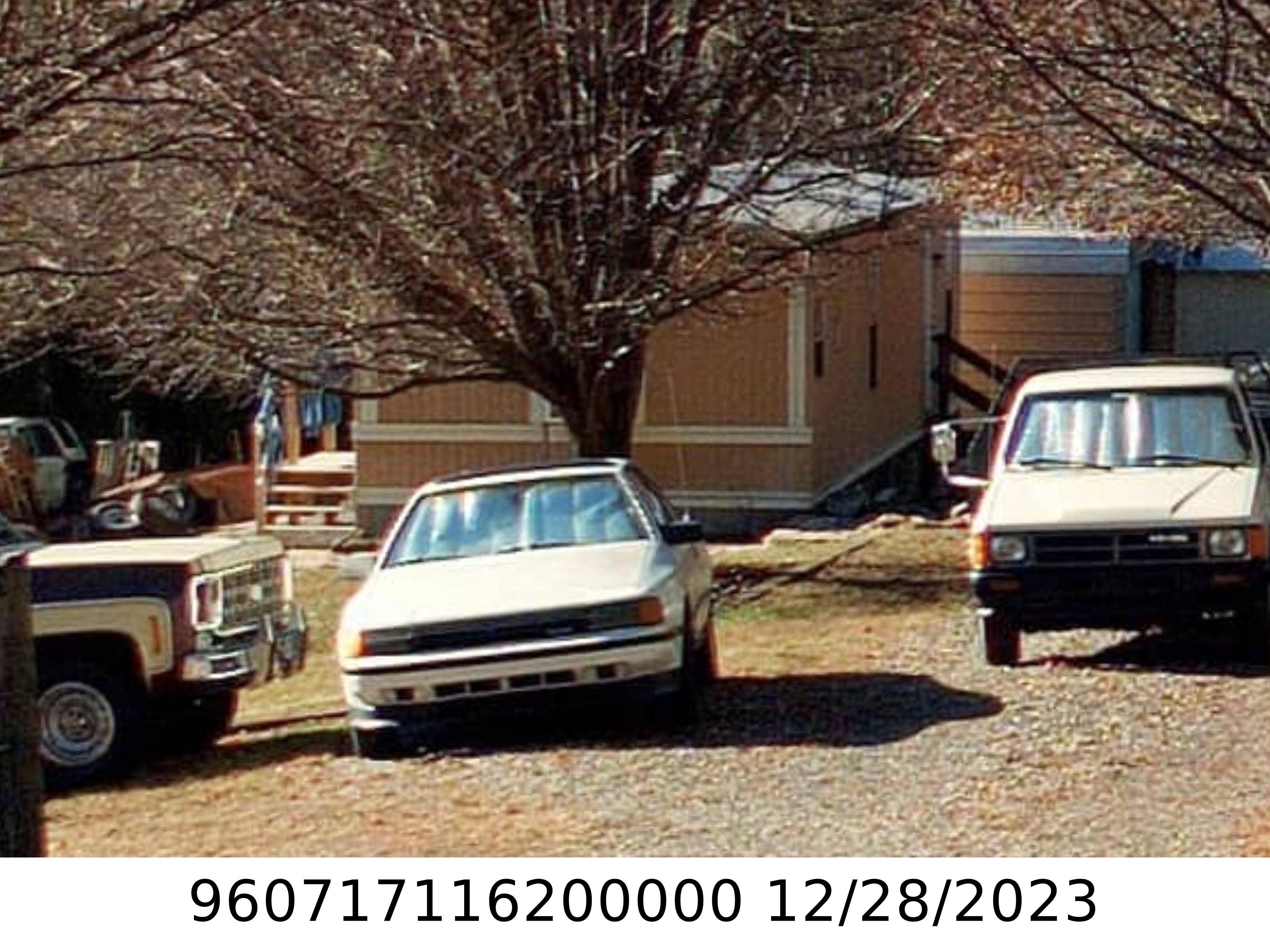 A picture of the property located at 32 SECLUSION CIR, CANDLER NC 28715.