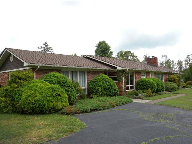 A picture of the property located at 16 TURTLE XING, CANDLER NC 28715.