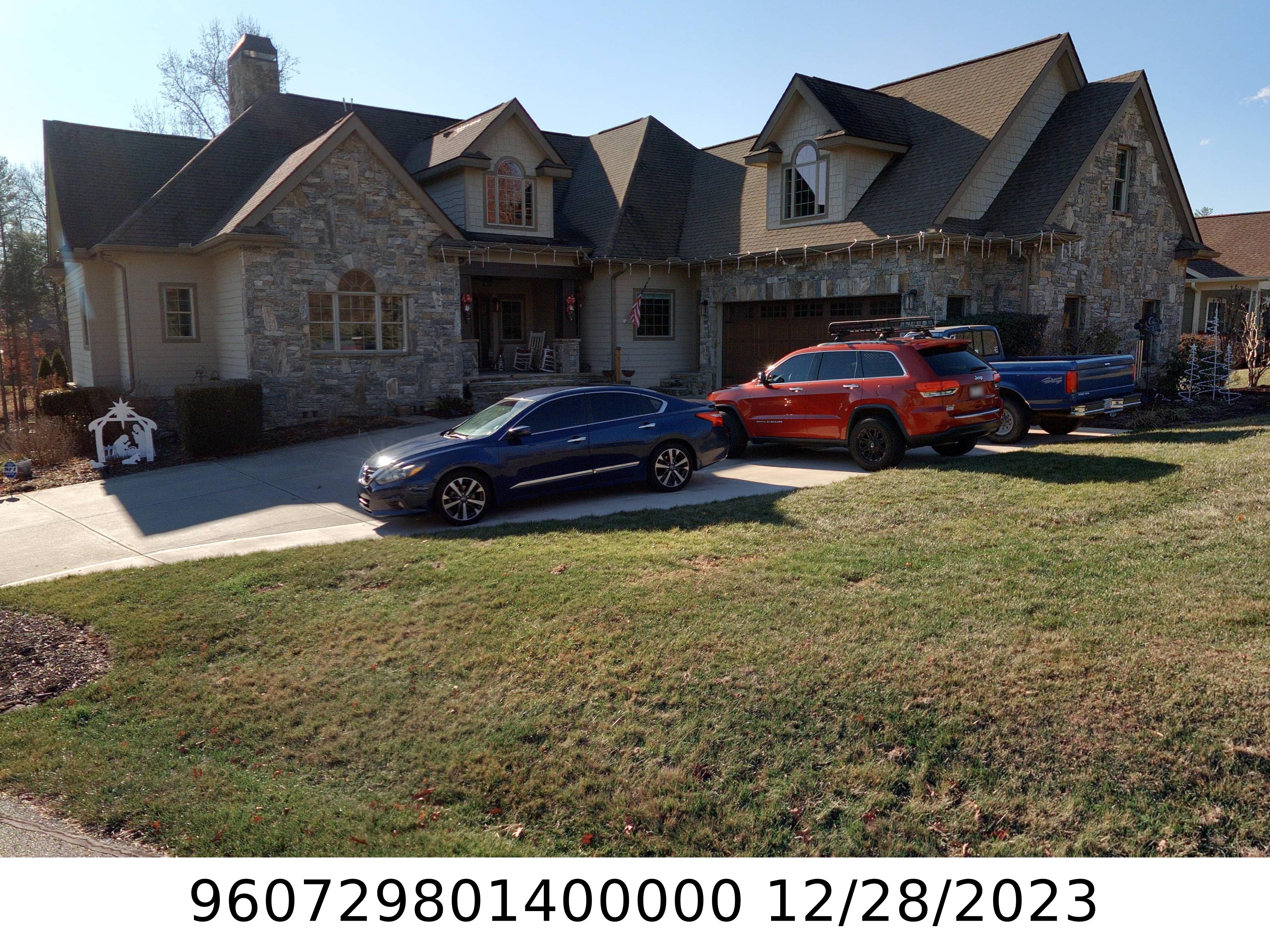 A picture of the property located at 58 BRADSHAW LN, CANDLER NC 28715.