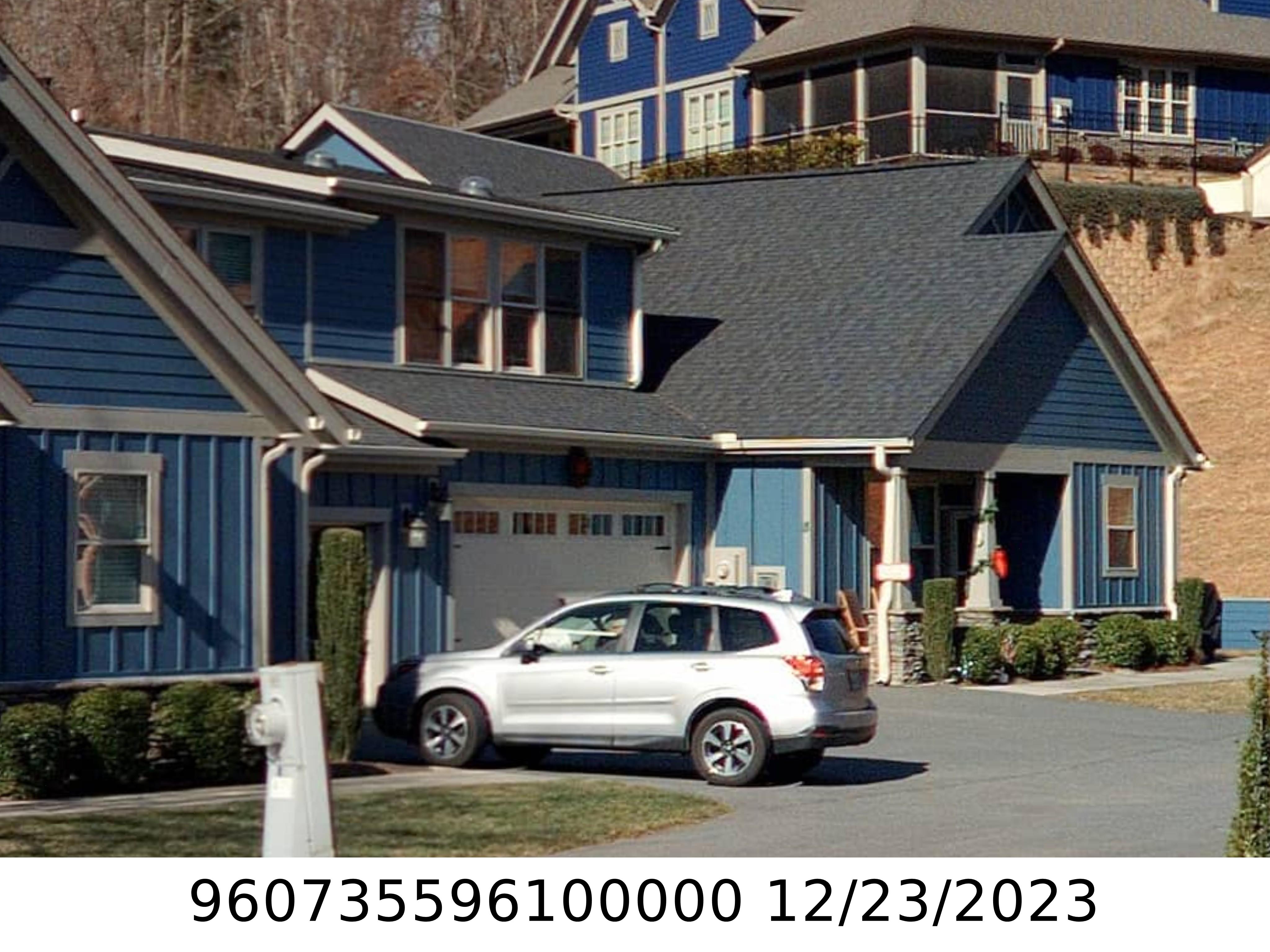A picture of the property located at 8 BROOKSTONE PL, CANDLER NC 28715.