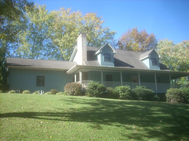 A picture of the property located at 21 CARDINAL LN, CANDLER NC 28715.