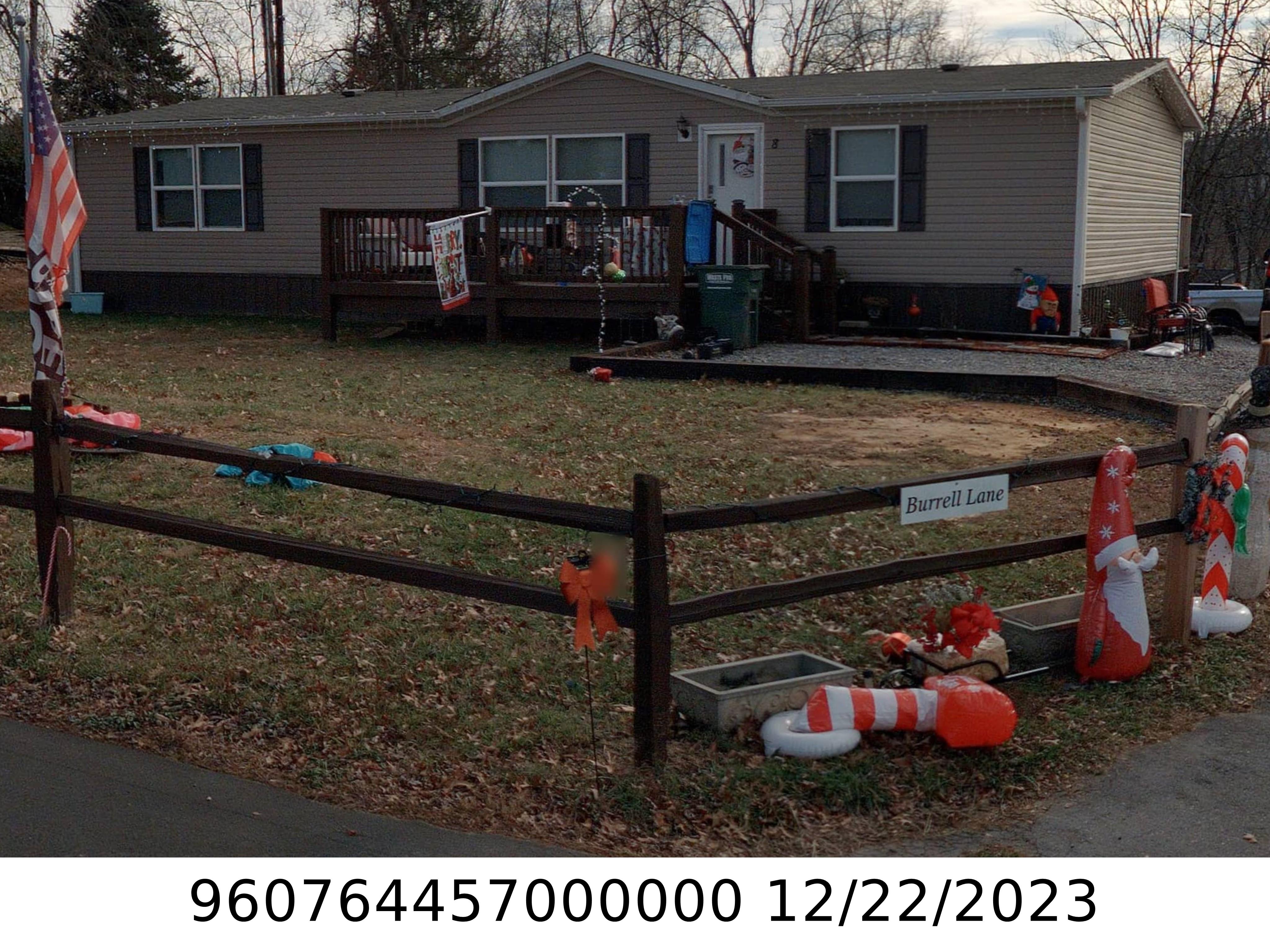 A picture of the property located at 8 BURRELL LN, CANDLER NC 28715.