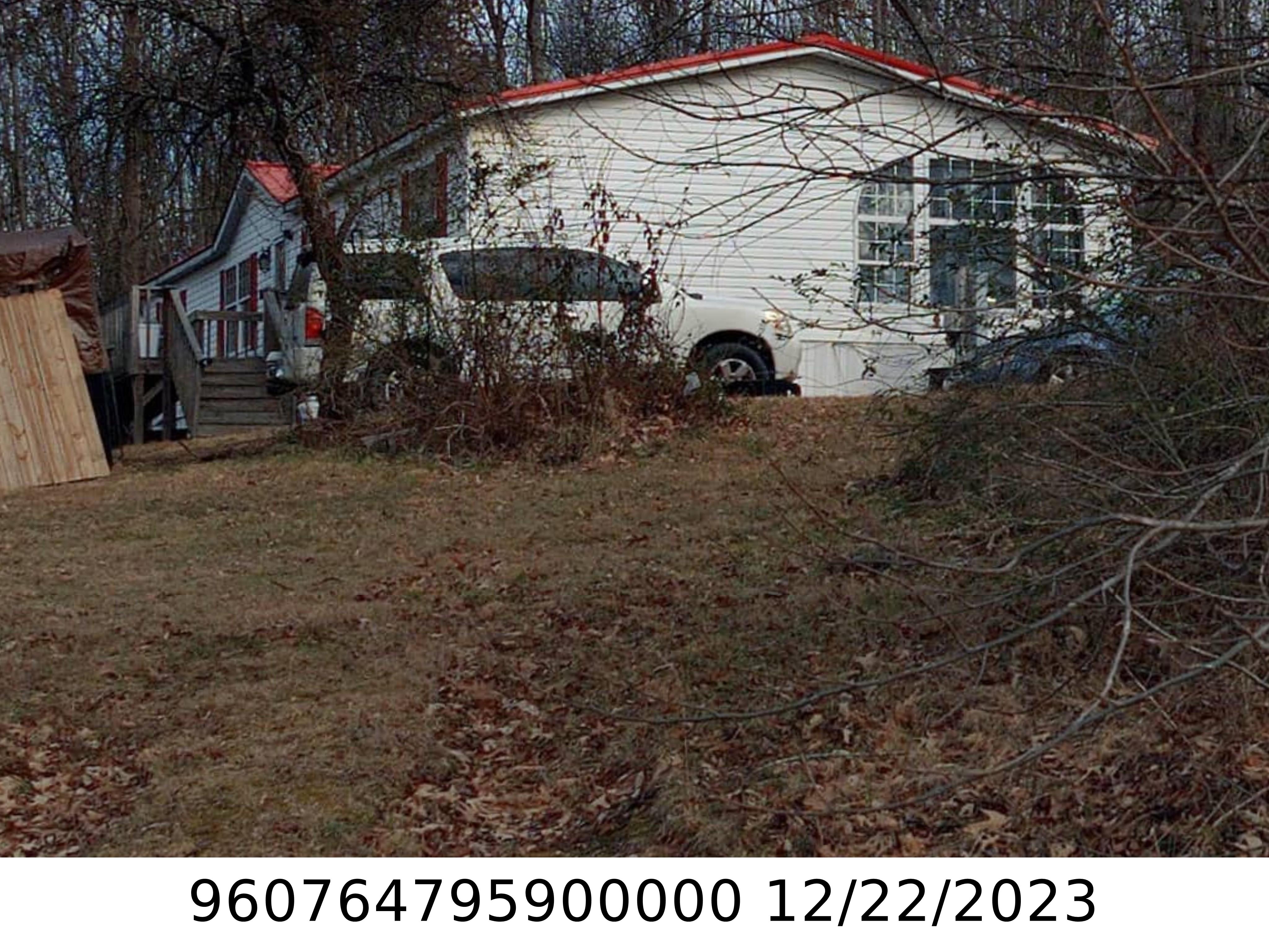 A picture of the property located at 22 KEN SEXTON LN, CANDLER NC 28715.