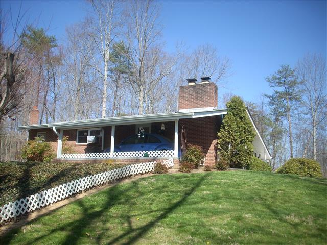 A picture of the property located at 50 BROOKS COVE RD, CANDLER NC 28715.