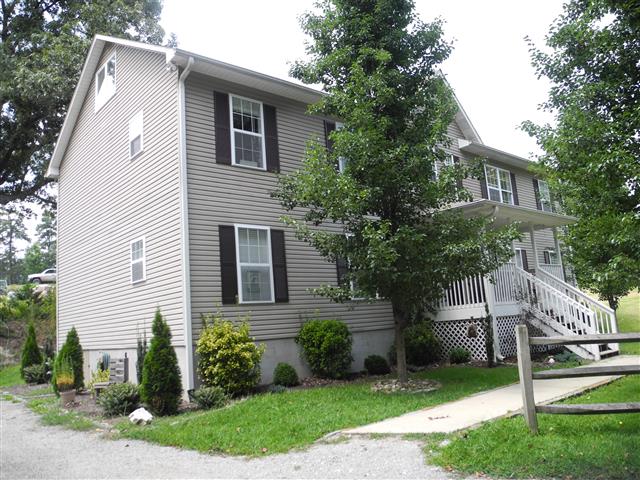 A picture of the property located at 24 BASCOM LN, CANDLER NC 28715.