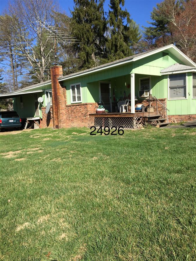 A picture of the property located at 24 DANIEL RIDGE RD, CANDLER NC 28715.