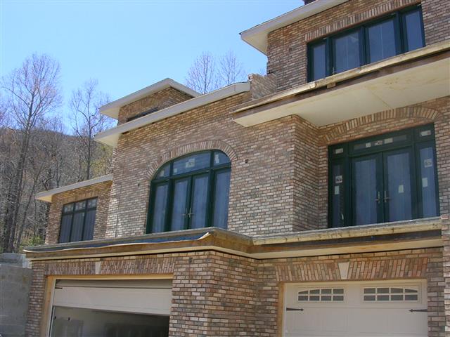 A picture of the property located at 736 STREAMSIDE DR, ARDEN NC 28704.