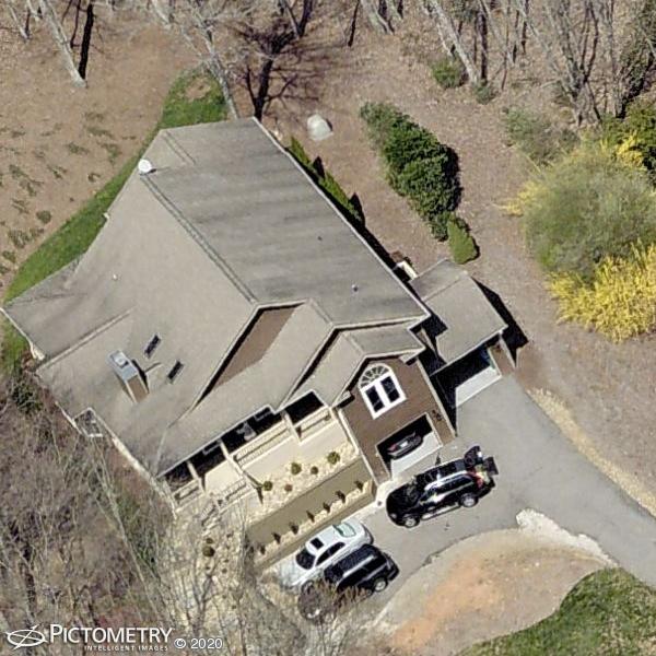 A picture of the property located at 43 SMOKEMONT DR, ARDEN NC 28704.
