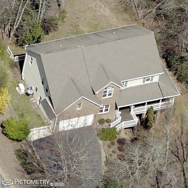 A picture of the property located at 39 SMOKEMONT DR, ARDEN NC 28704.