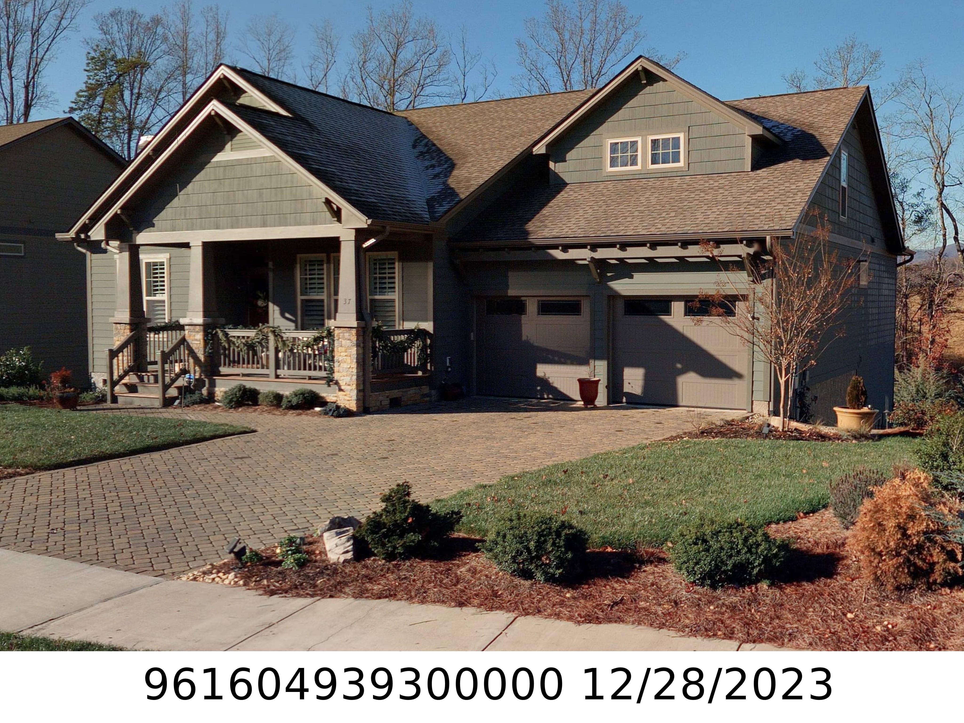 A picture of the property located at 37 BUCKHORN GAP RD, CANDLER NC 28715.