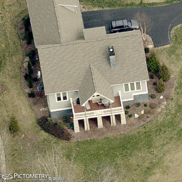 A picture of the property located at 113 ORVIS STONE CIR, CANDLER NC 28715.