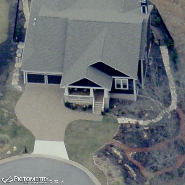 A picture of the property located at 24 ROUNDTOP RIDGE CT, CANDLER NC 28715.