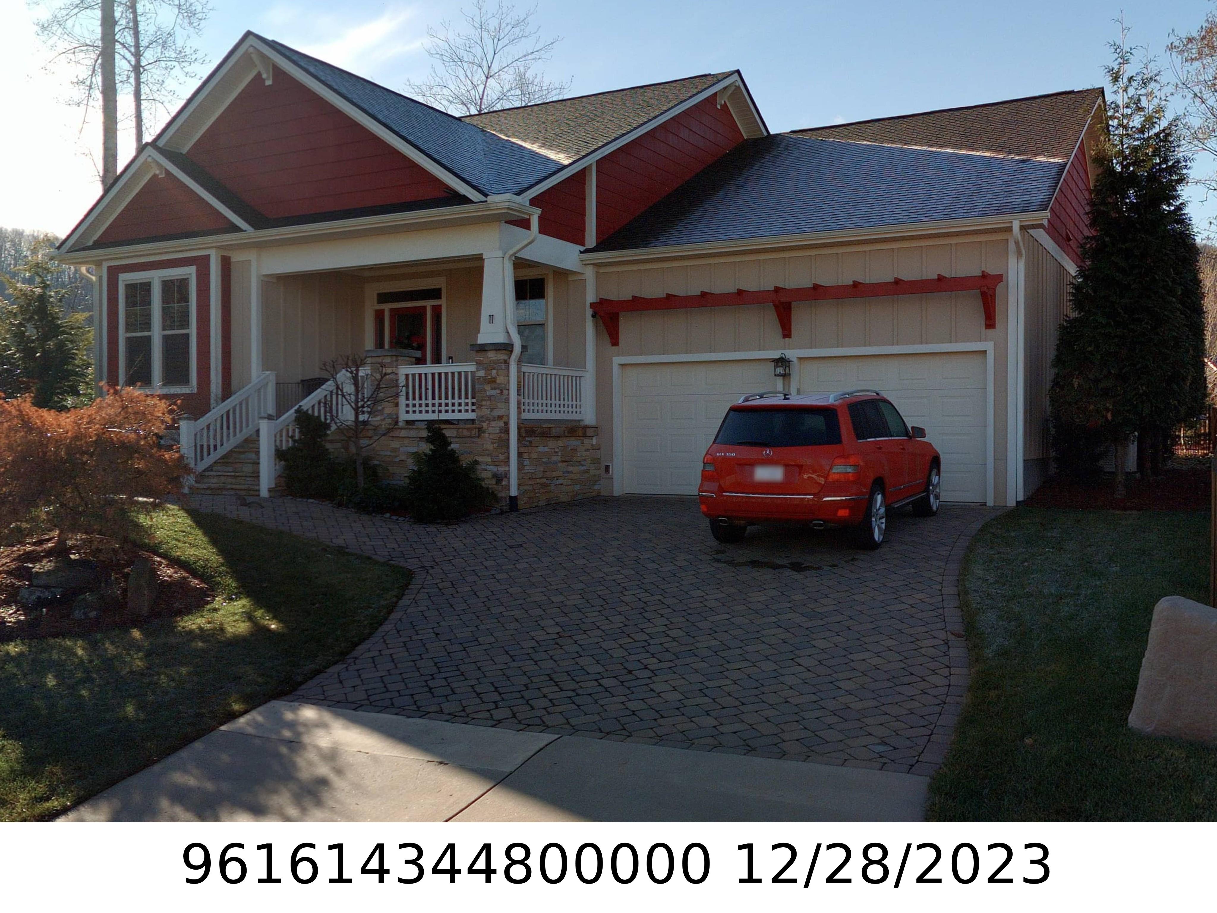 A picture of the property located at 11 ESTATOE GAP RD, CANDLER NC 28715.