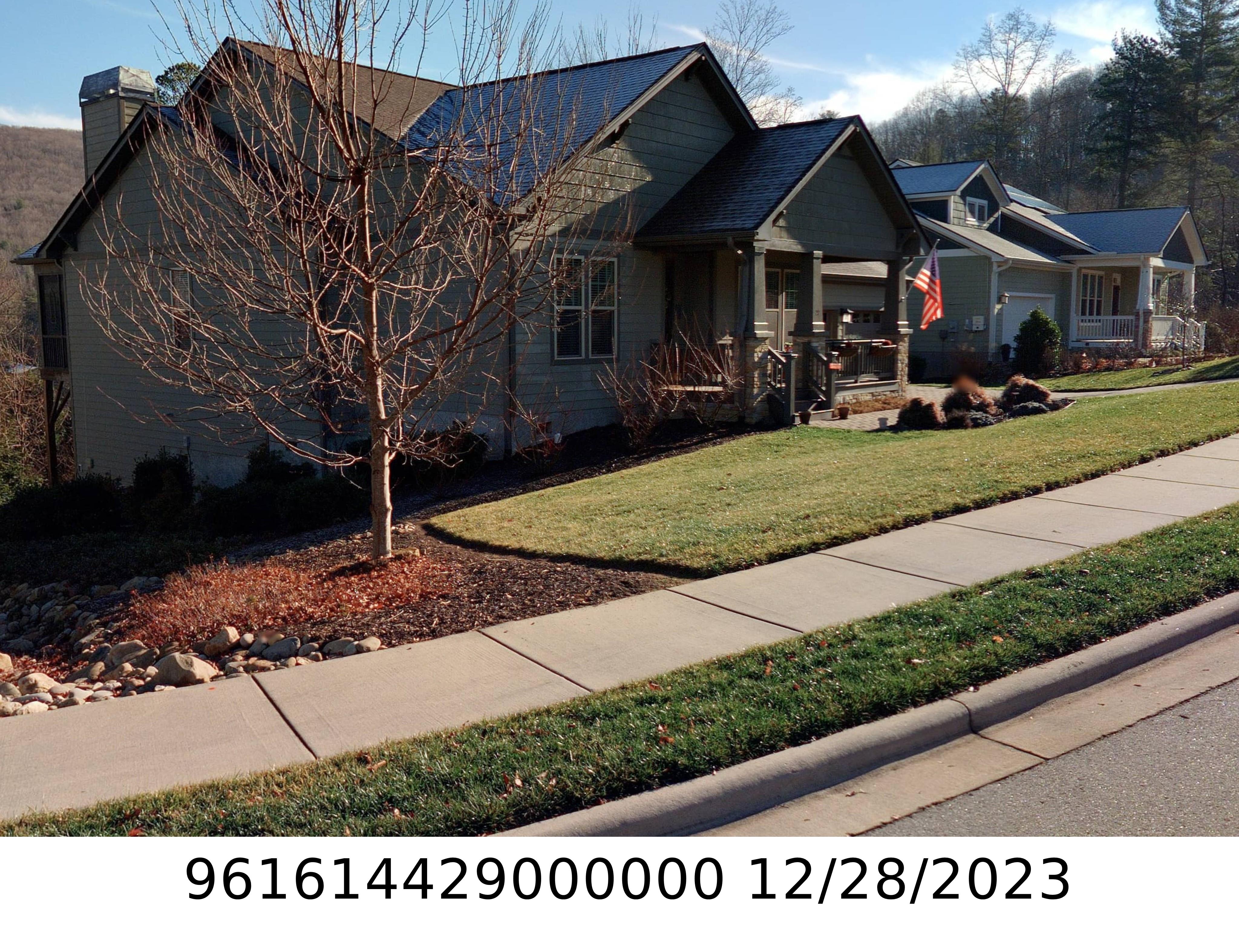 A picture of the property located at 22 ESTATOE GAP RD, CANDLER NC 28715.