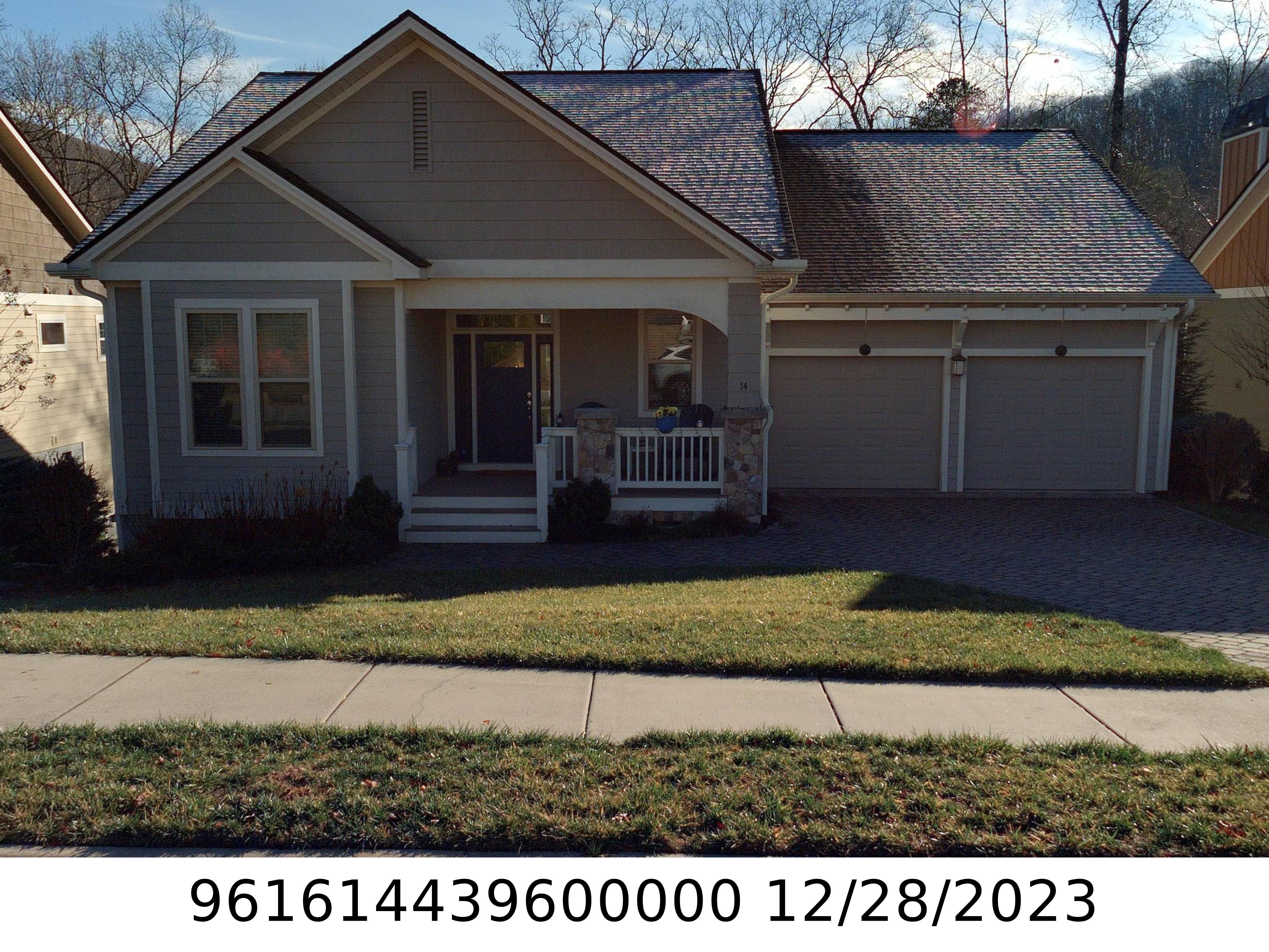 A picture of the property located at 14 ESTATOE GAP RD, CANDLER NC 28715.