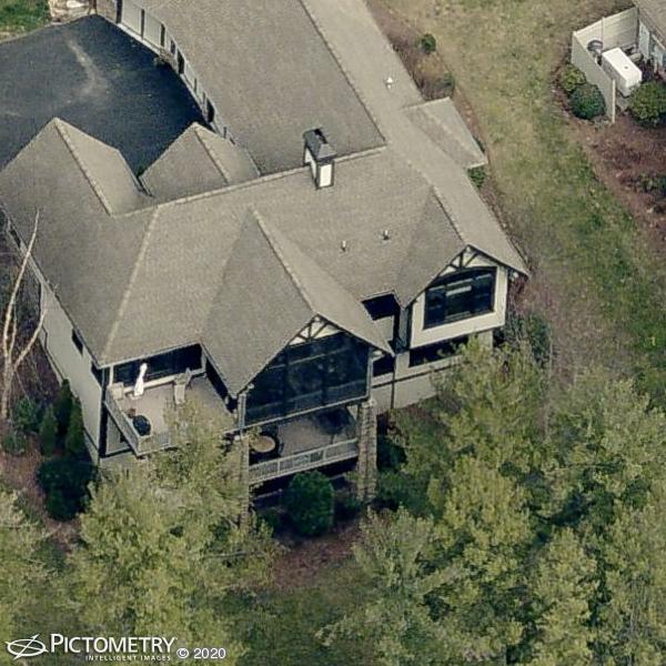 A picture of the property located at 81 ORVIS STONE CIR, CANDLER NC 28715.