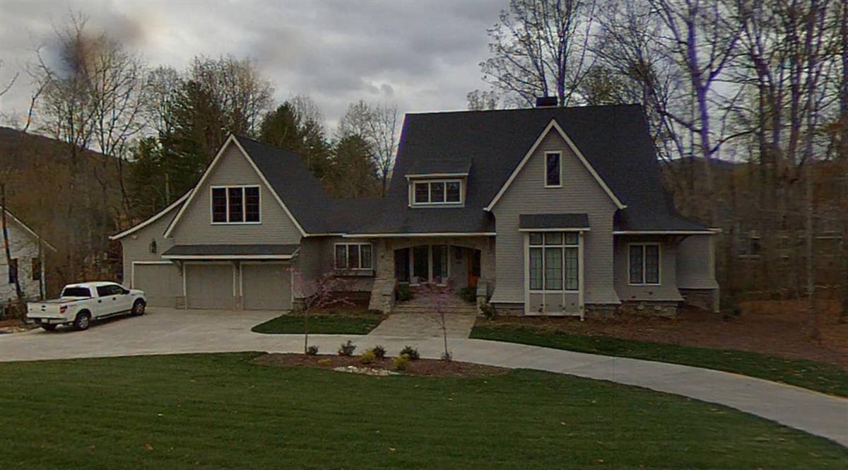 A picture of the property located at 29 TWILIGHT SEDGE DR, CANDLER NC 28715.