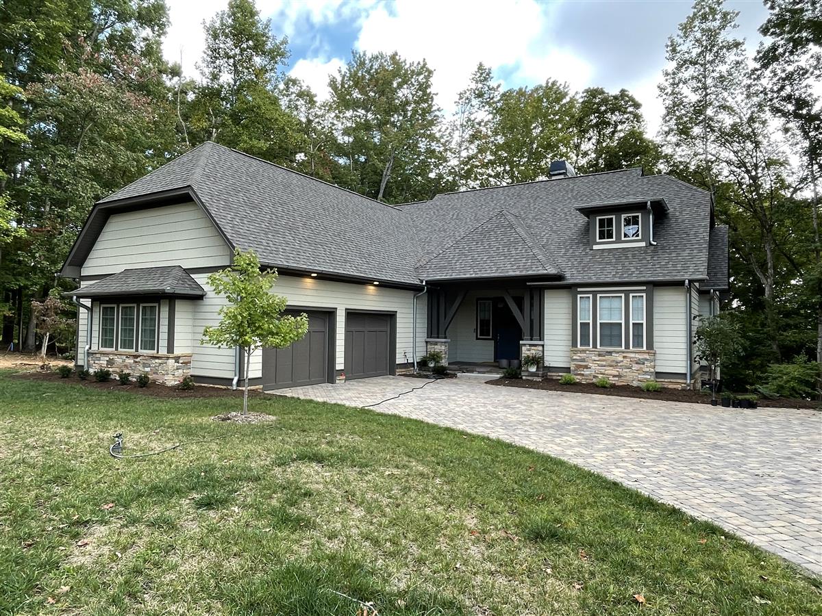A picture of the property located at 13 HENDRICKSON CT, CANDLER NC 28715.