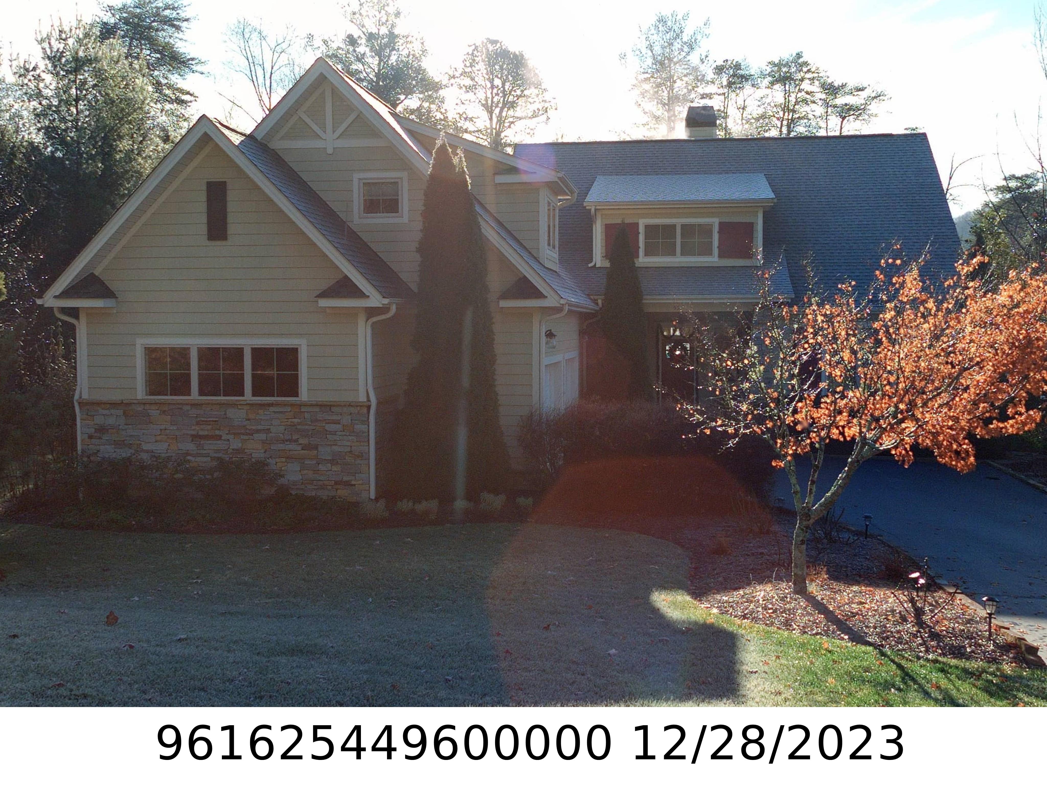 A picture of the property located at 55 GRAY DUSTER CIR, CANDLER NC 28715.