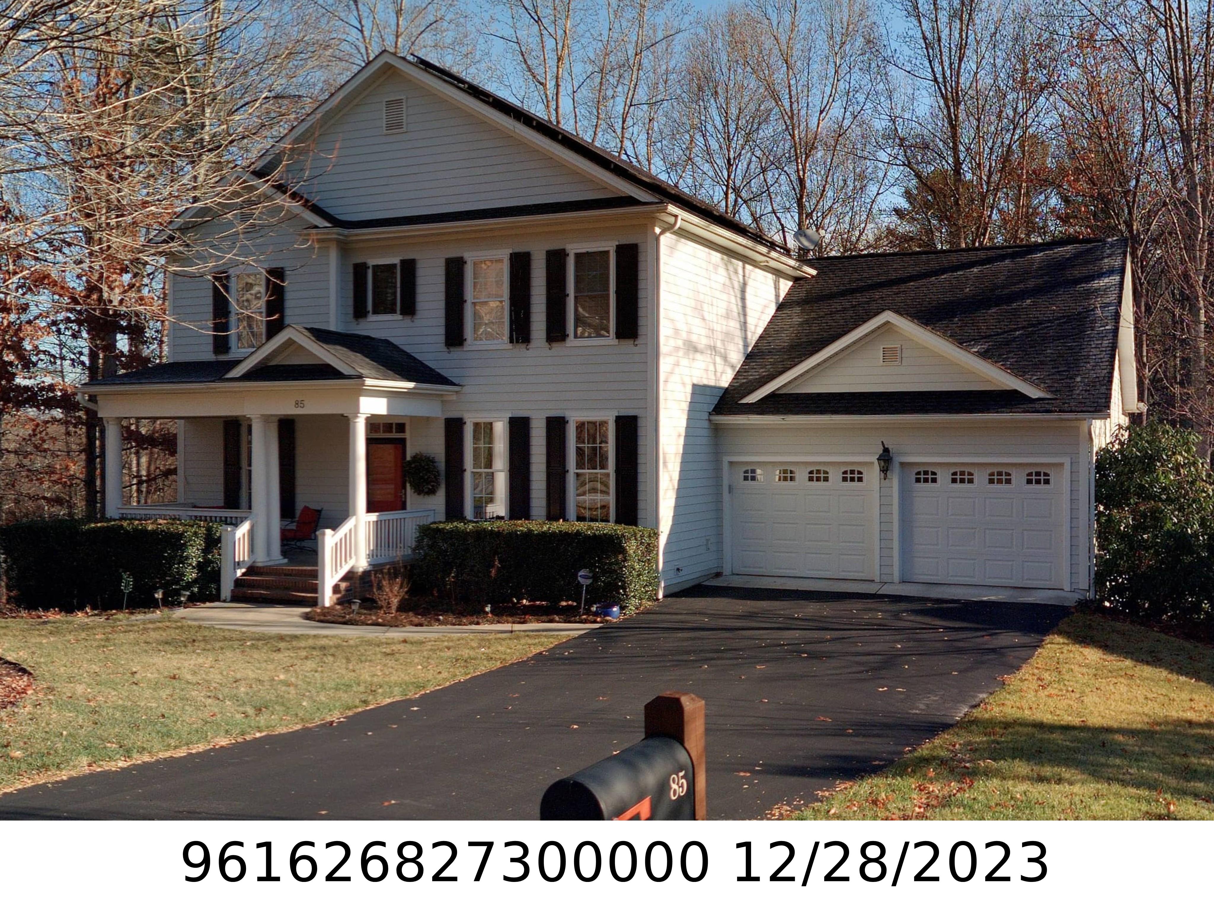 A picture of the property located at 85 GRAY DUSTER CIR, CANDLER NC 28715.
