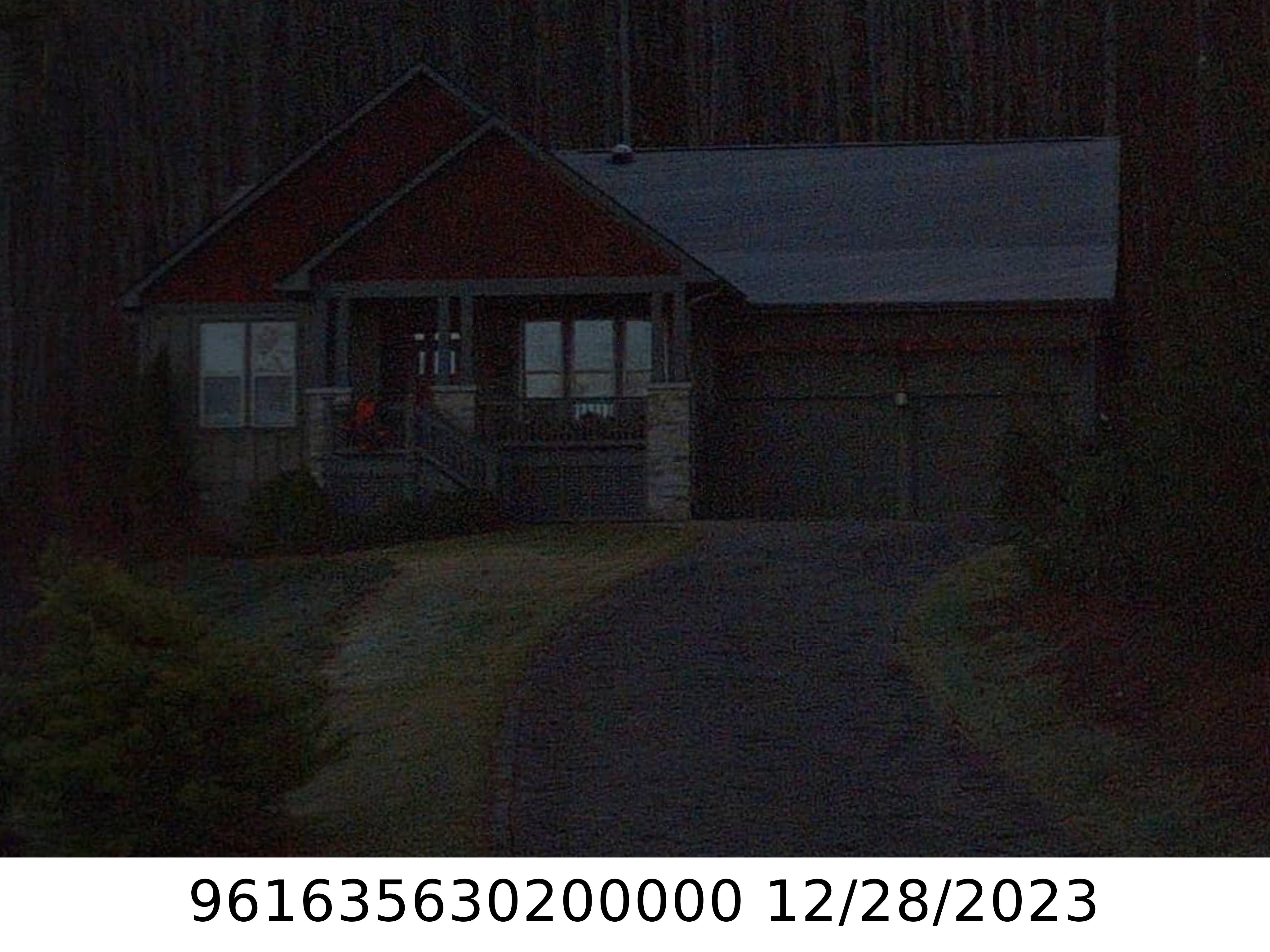 A picture of the property located at 90 GREENWELLS GLORY DR, CANDLER NC 28715.