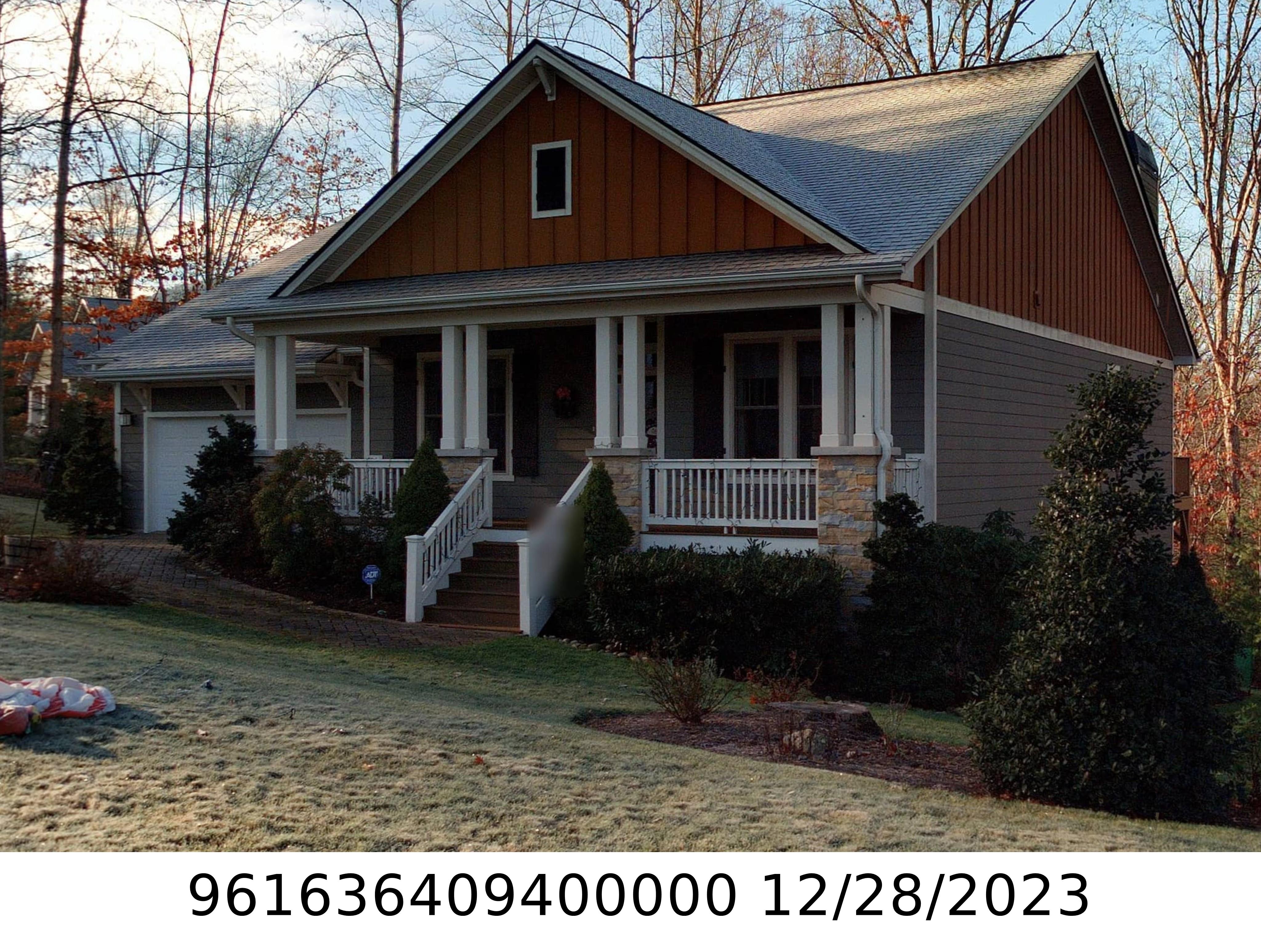 A picture of the property located at 69 GREENWELLS GLORY DR, CANDLER NC 28715.