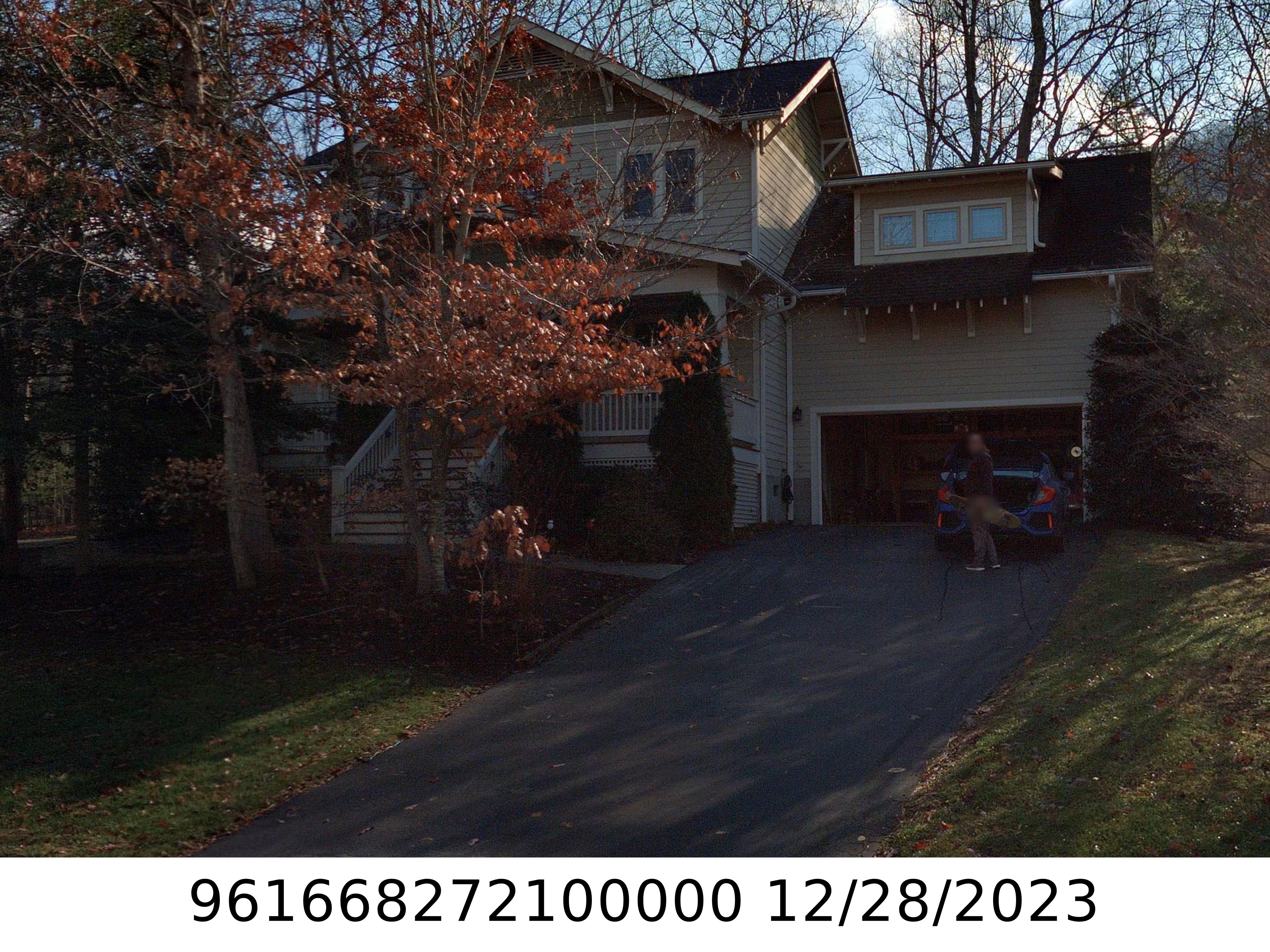 A picture of the property located at 11 SAWYERS PHEASANT LN, CANDLER NC 28715.