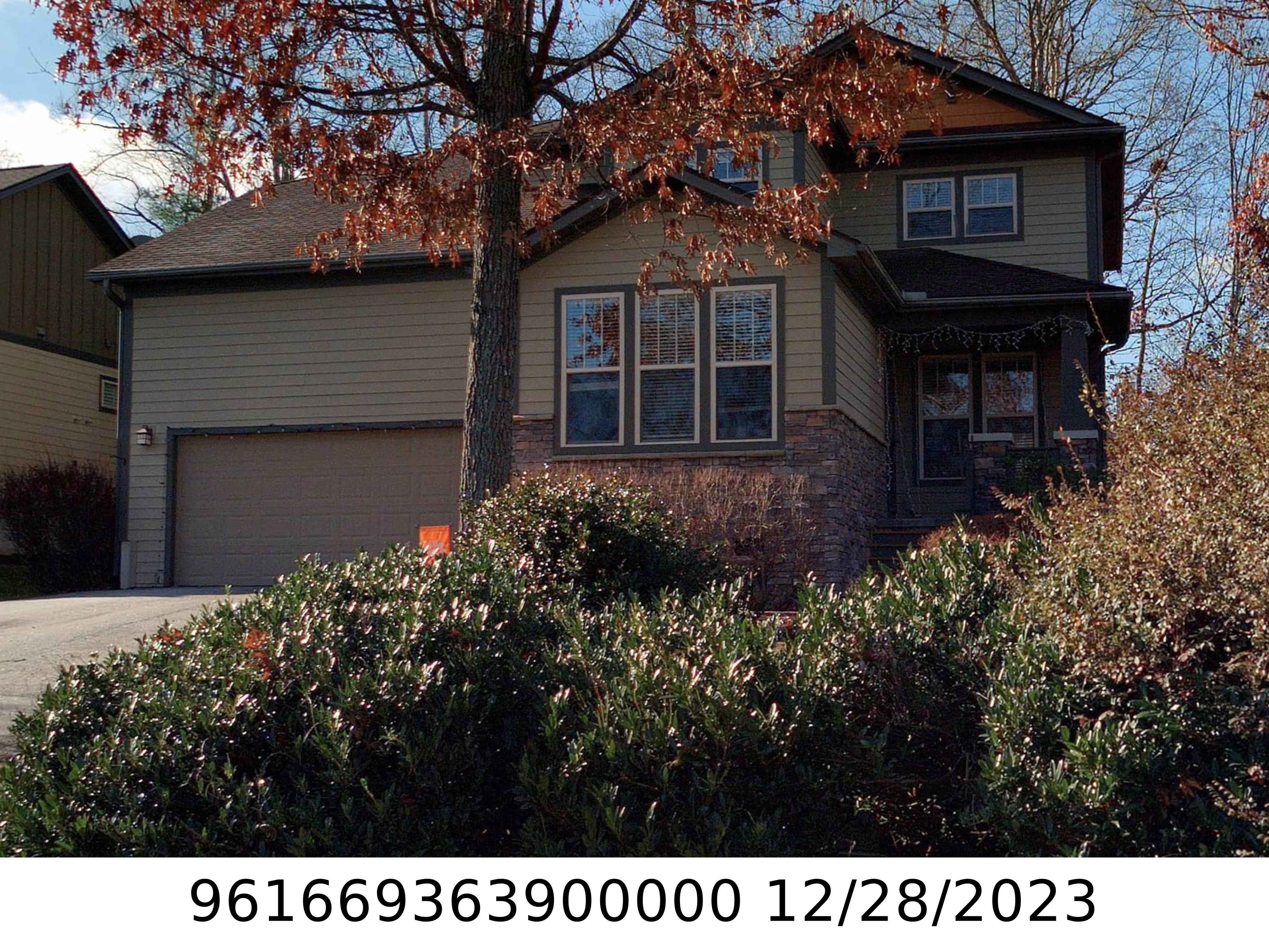 A picture of the property located at 638 WELSH PARTRIDGE CIR, CANDLER NC 28715.