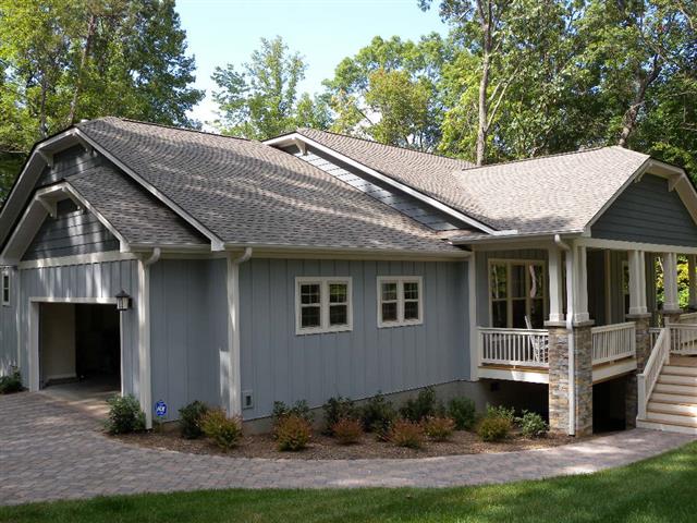 A picture of the property located at 653 WELSH PARTRIDGE CIR, CANDLER NC 28715.