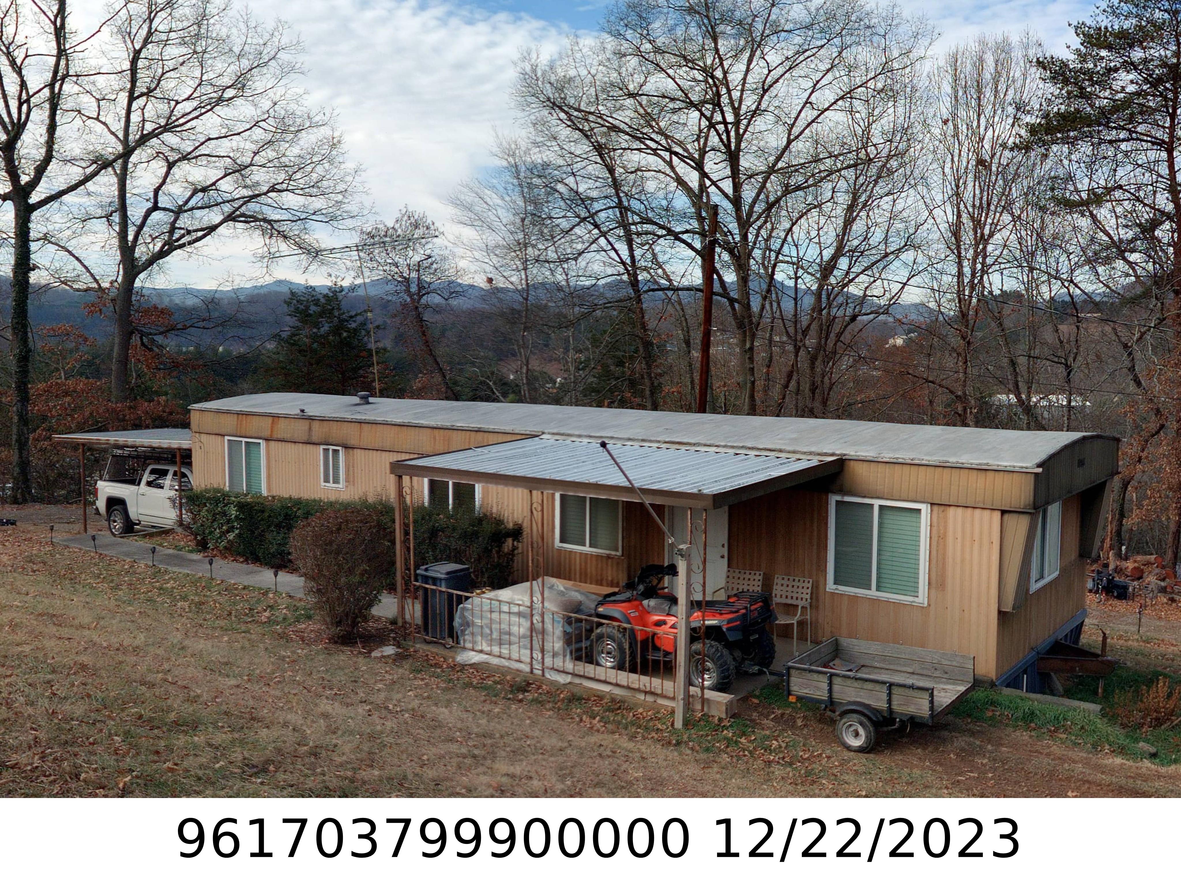 A picture of the property located at 19 PROGRESS LN, CANDLER NC 28715.