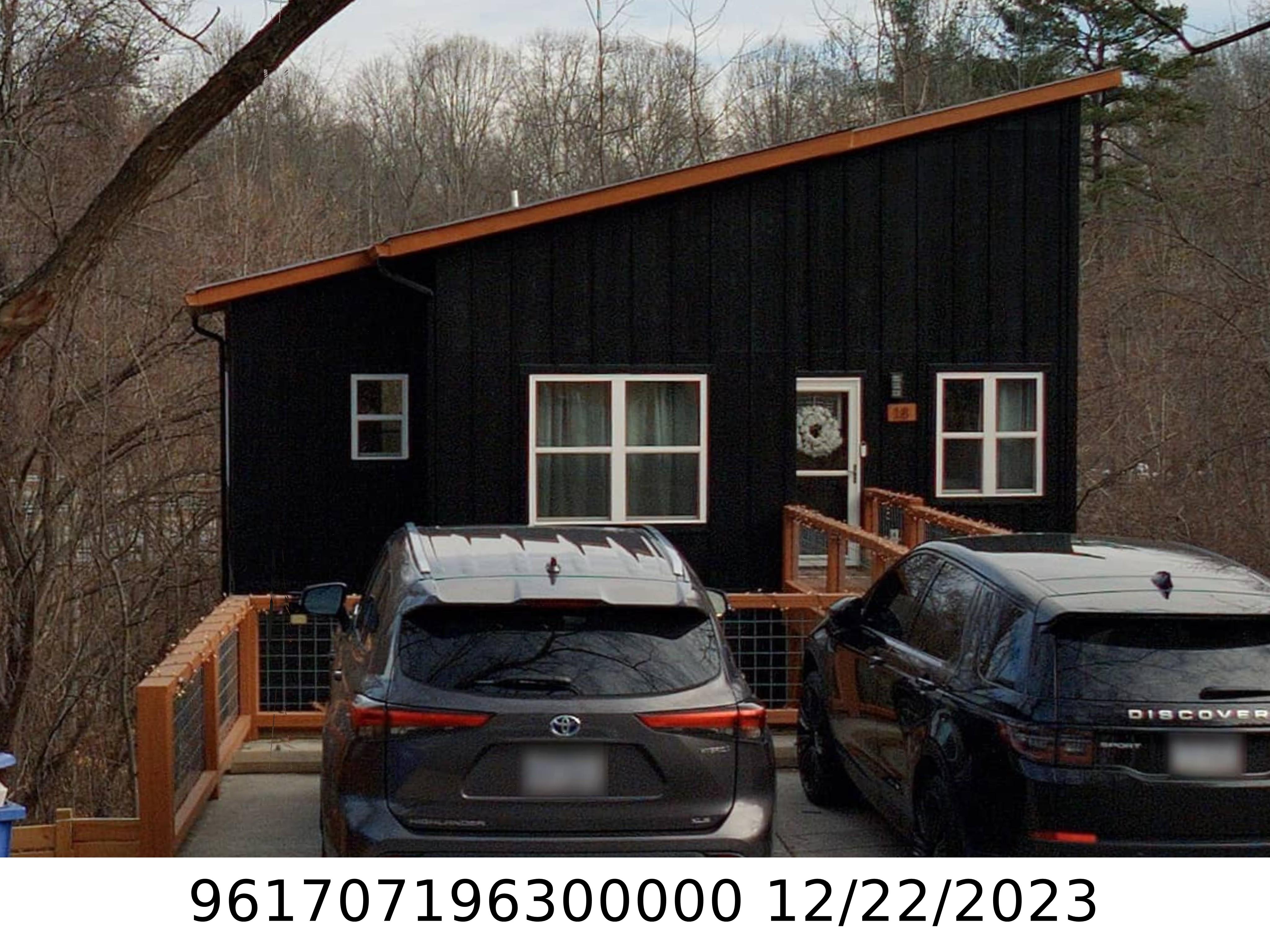 A picture of the property located at 18 CRESTWOOD LN, CANDLER NC 28715.