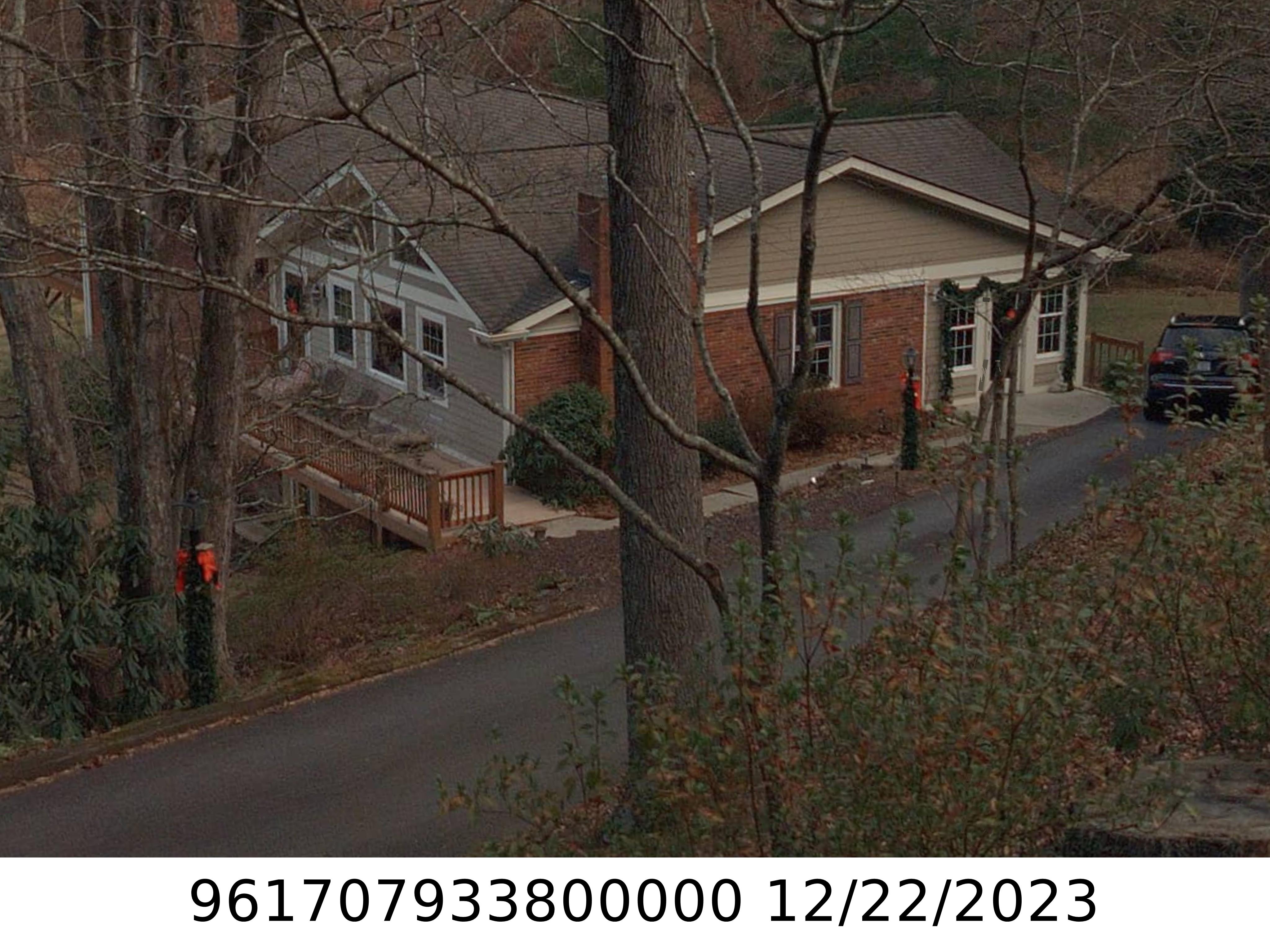 A picture of the property located at 17 MAYFAIR DR, CANDLER NC 28715.