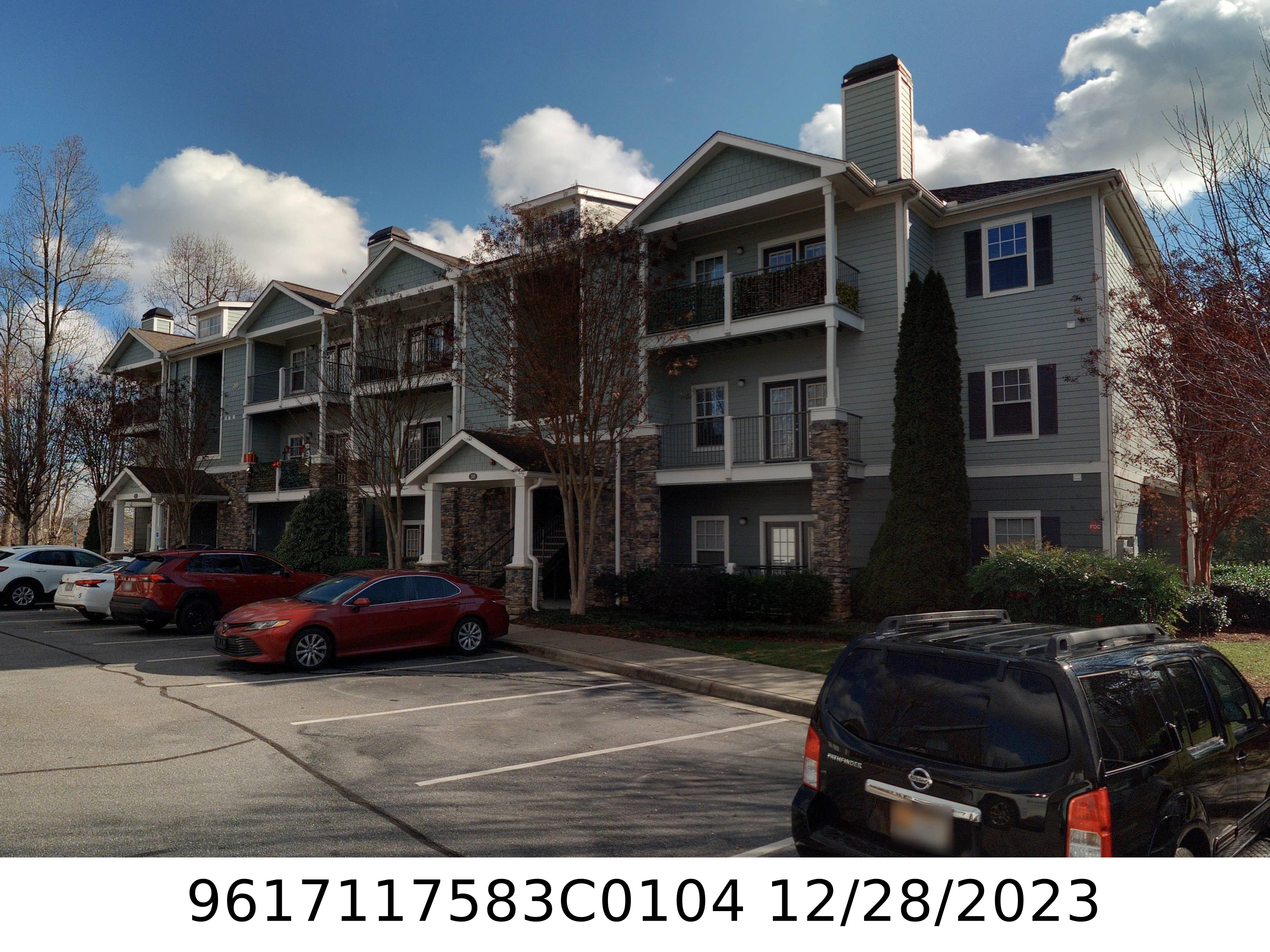 A picture of the property located at 200 VISTA LAKE DR # 104, CANDLER NC 28715.