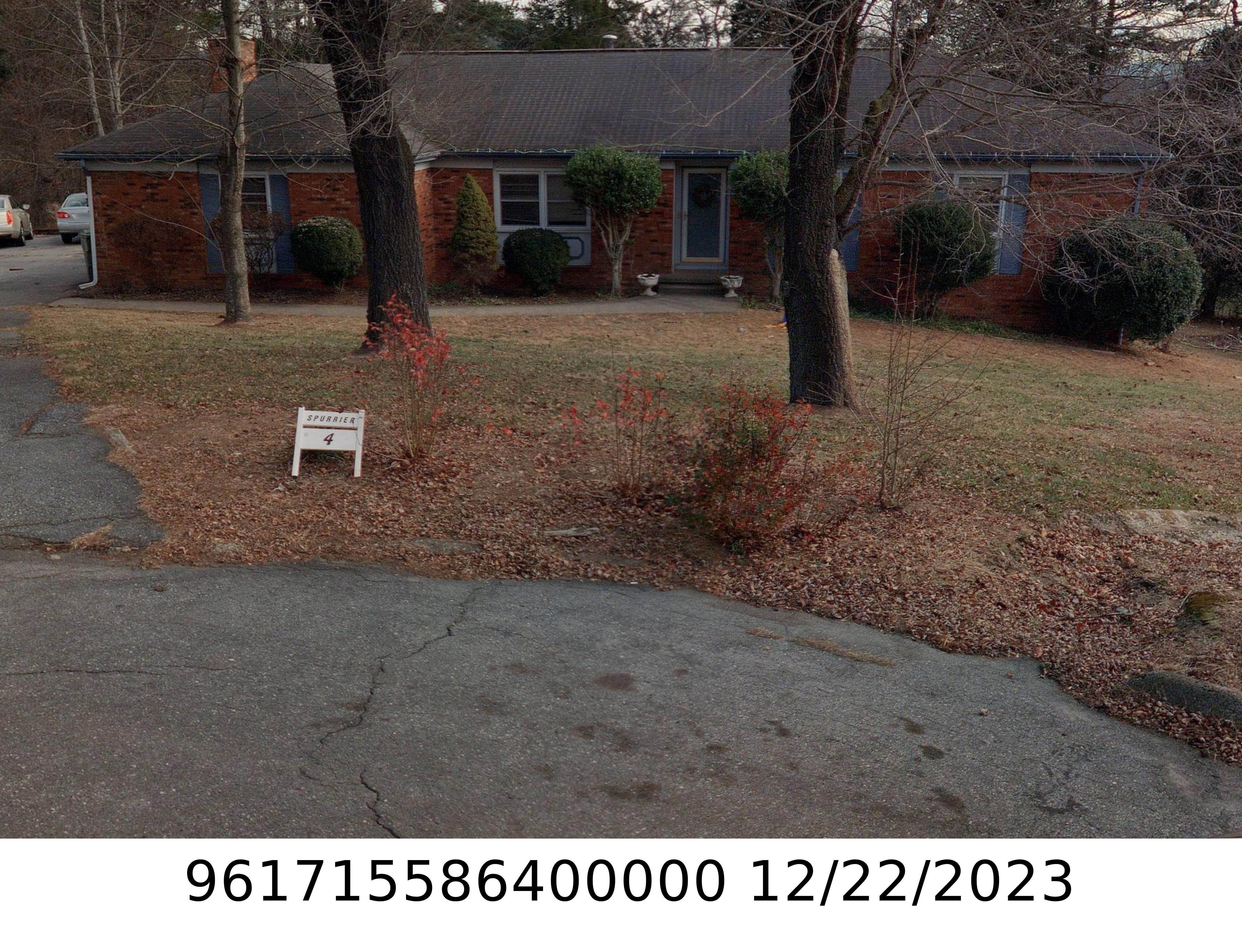 A picture of the property located at 4 NORTHRIDGE LN, CANDLER NC 28715.