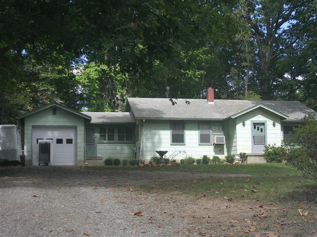 A picture of the property located at 11 SHADY LN, CANDLER NC 28715.