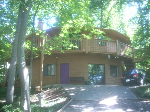 A picture of the property located at 12 SHADY LN, CANDLER NC 28715.