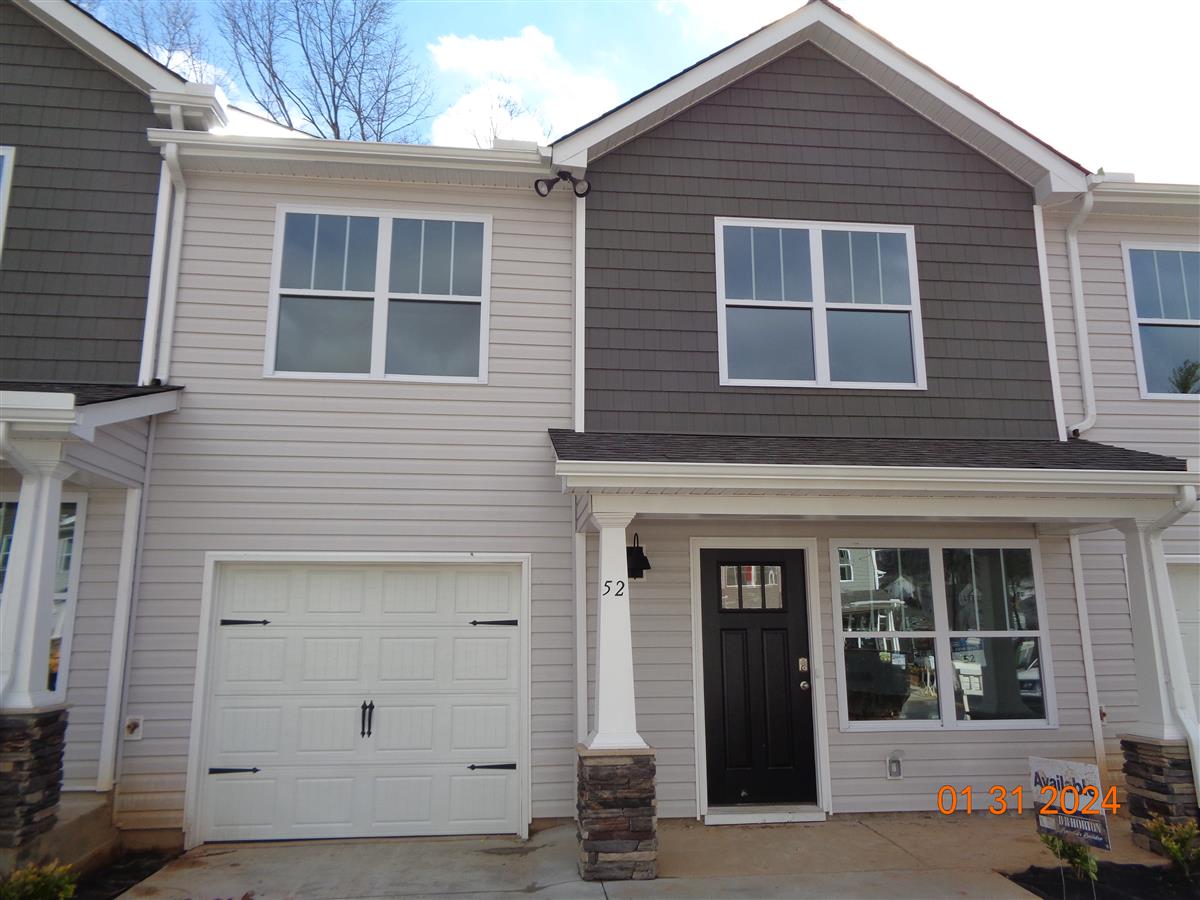 A picture of the property located at 52 MALCOLM CT, CANDLER NC 28715.